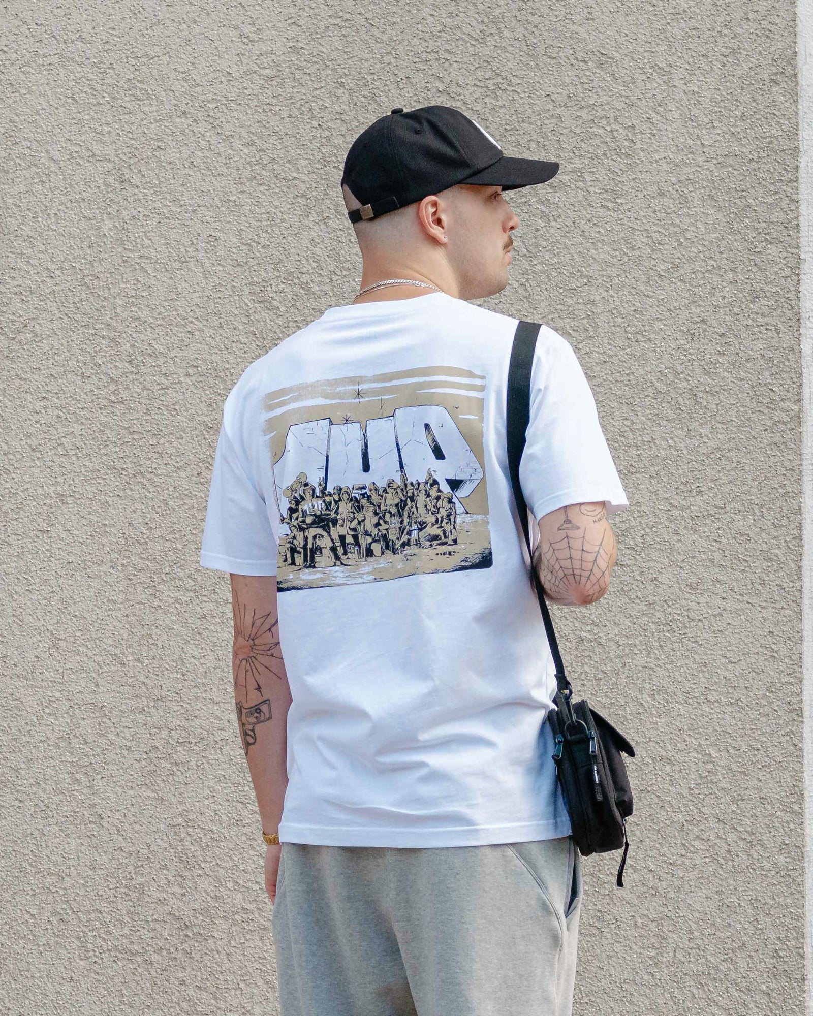 Gang Basic Tee - Image 4