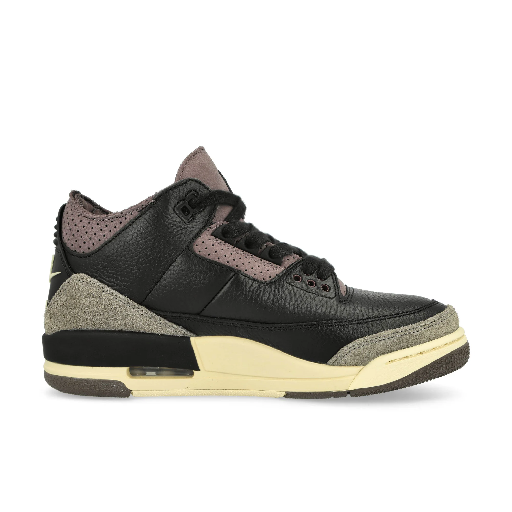 Air Jordan 3 Retro - Image 2
