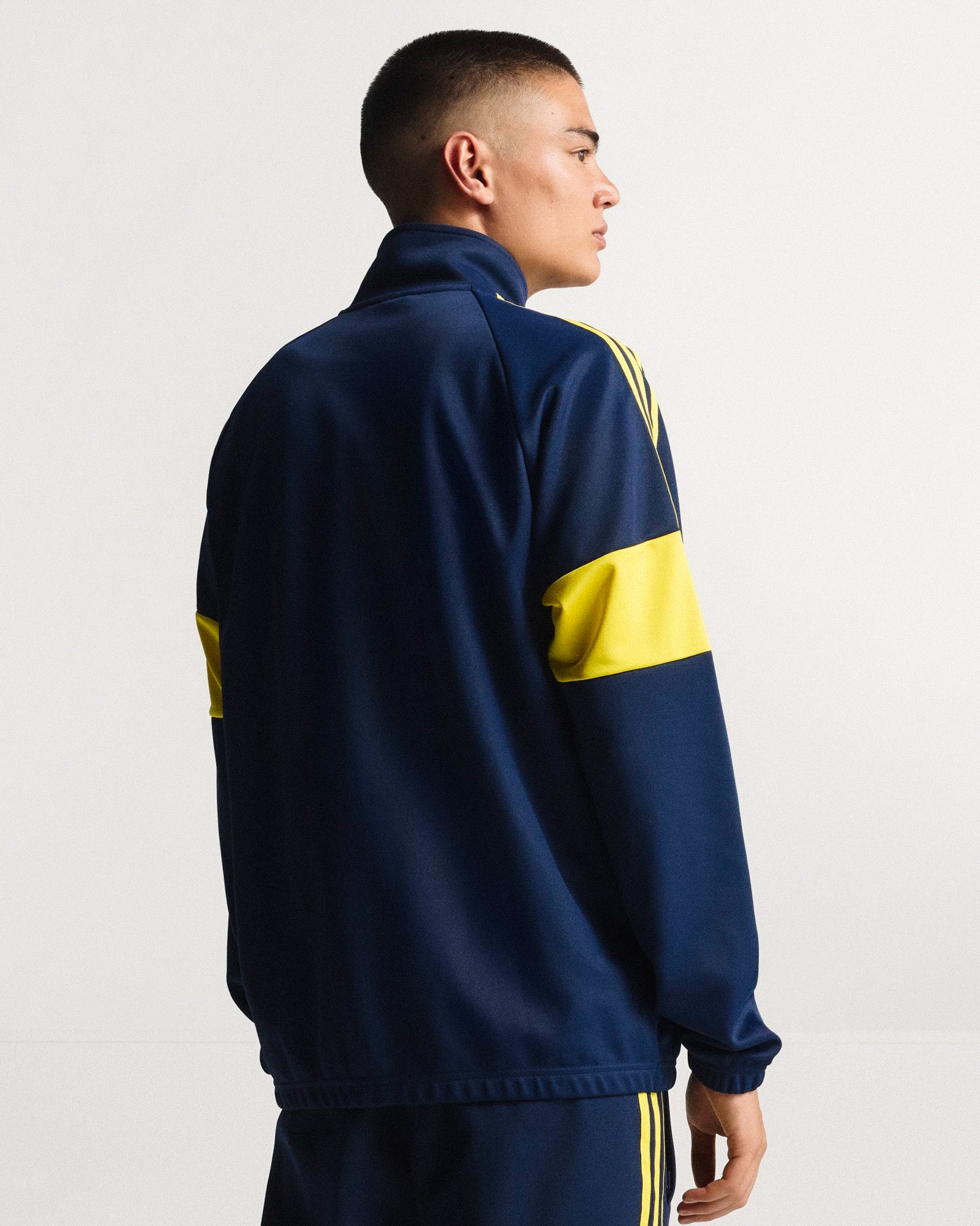 Arsenal FC LF Track Top - Image 4