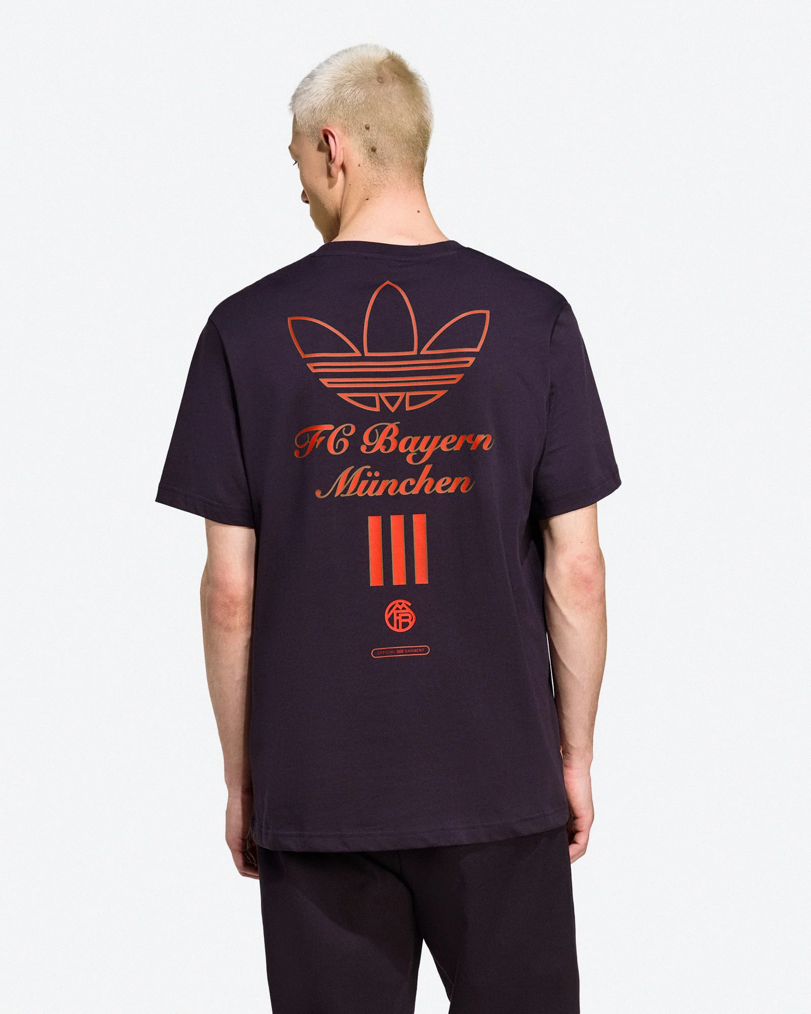 FC Bayern München Icon Graphic Tee - Image 4