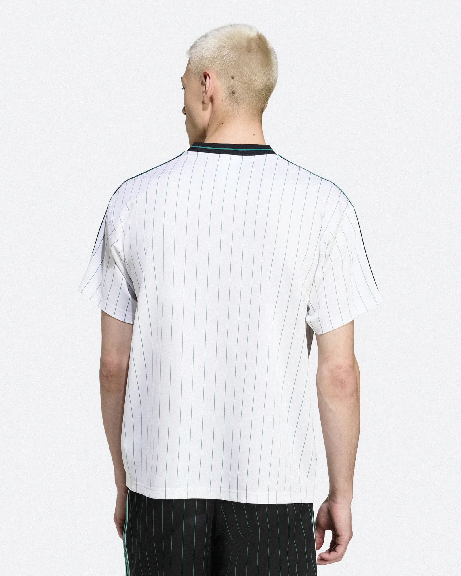 Liverpool FC Icon Jersey - Image 4