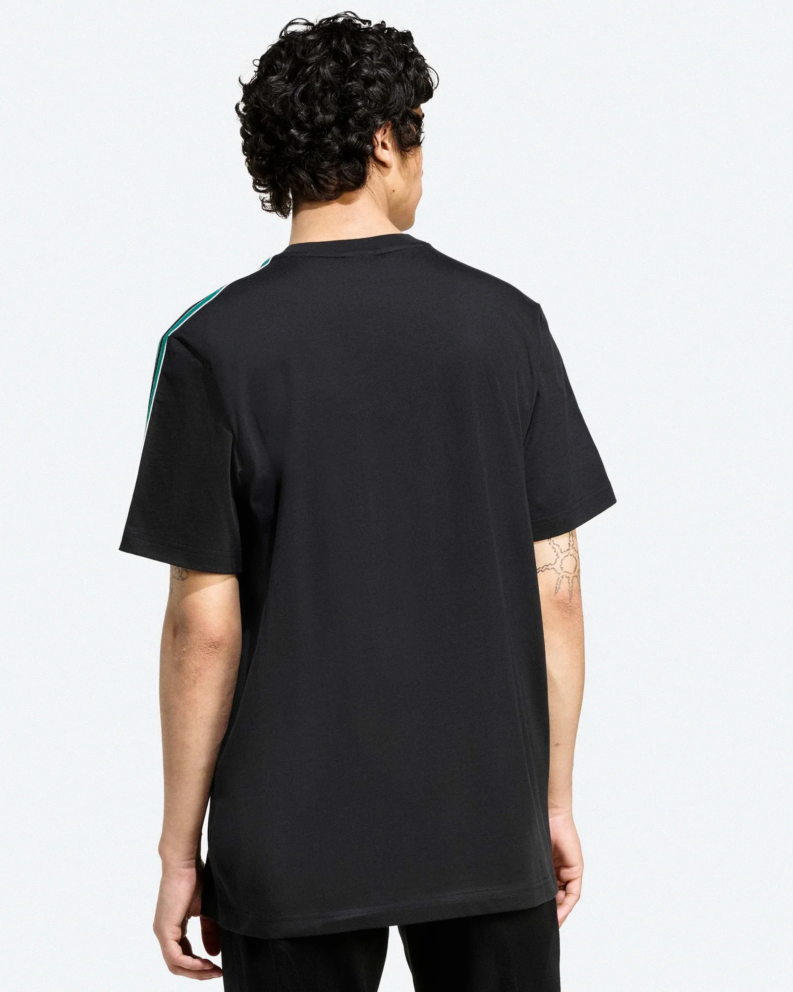 Liverpool FC Icon Tee - Image 4