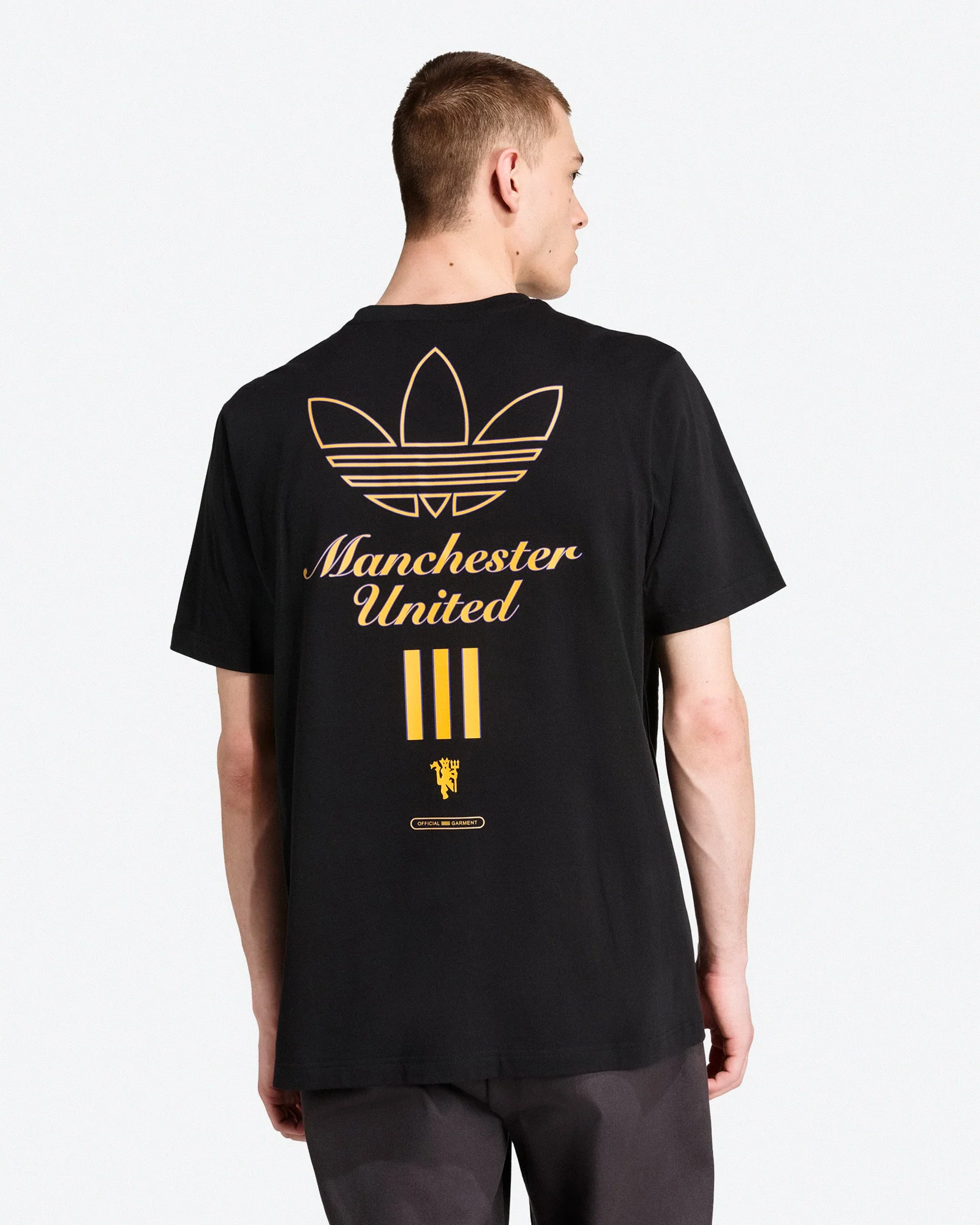 Manchester United Icon Graphic Tee - Image 4