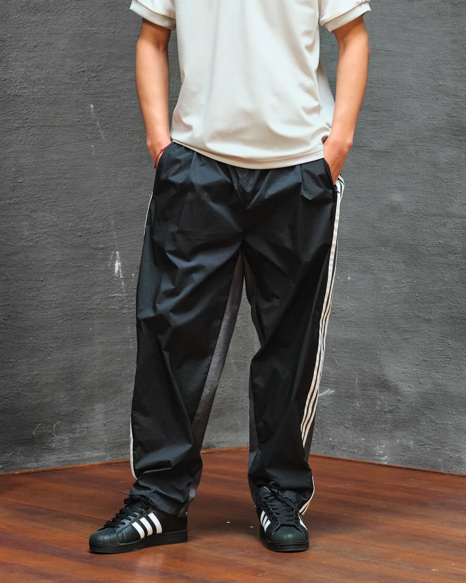 Originals R3CD Track Pant - Image 3