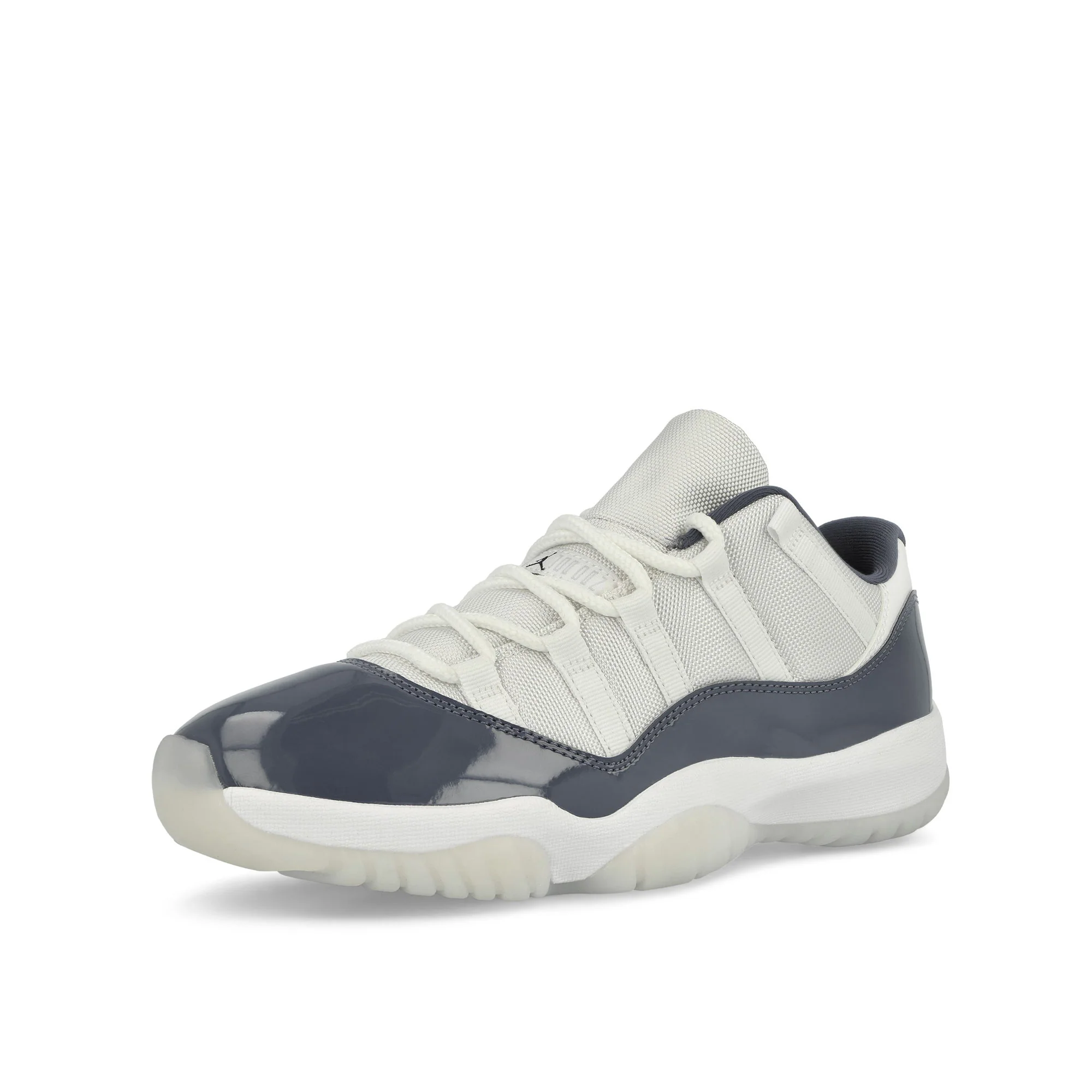 Air Jordan 11 Retro Low - Image 4