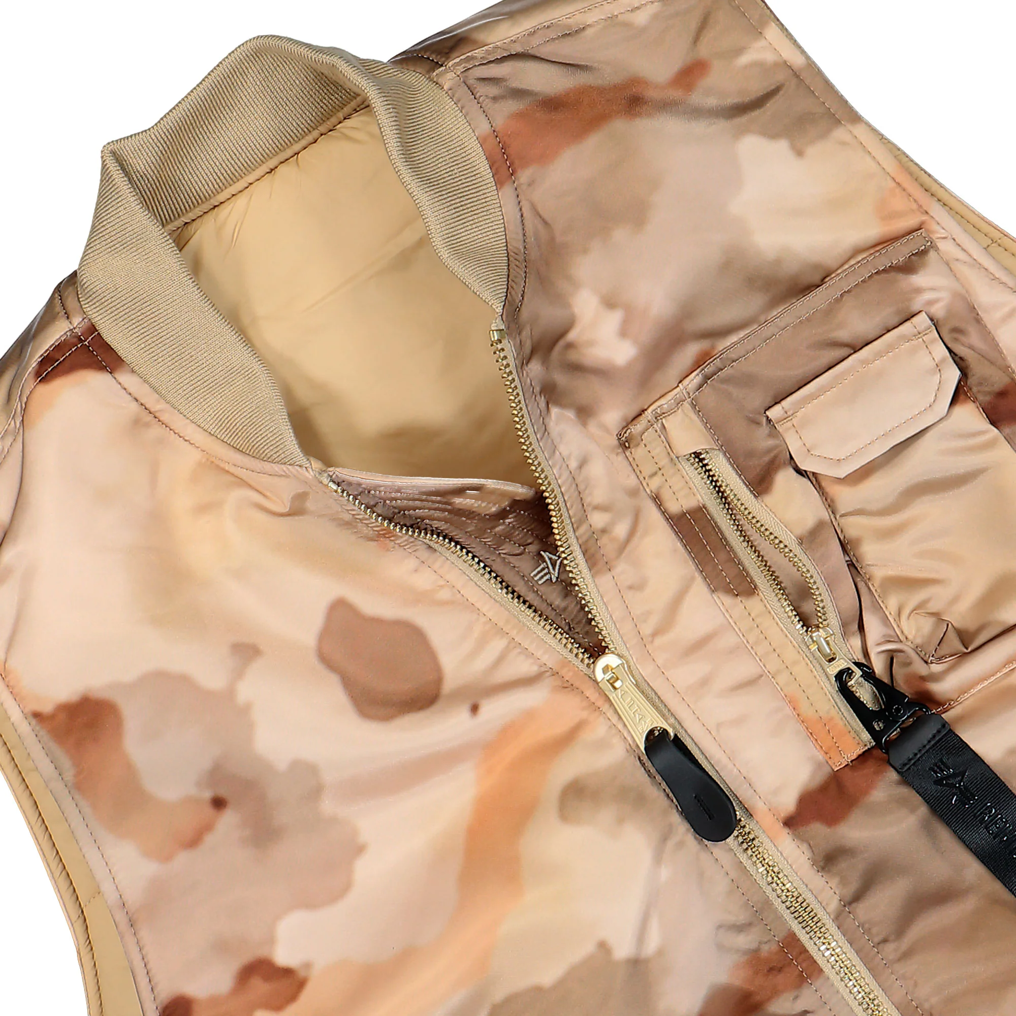 MA-1 Base Camo Vest - Image 4