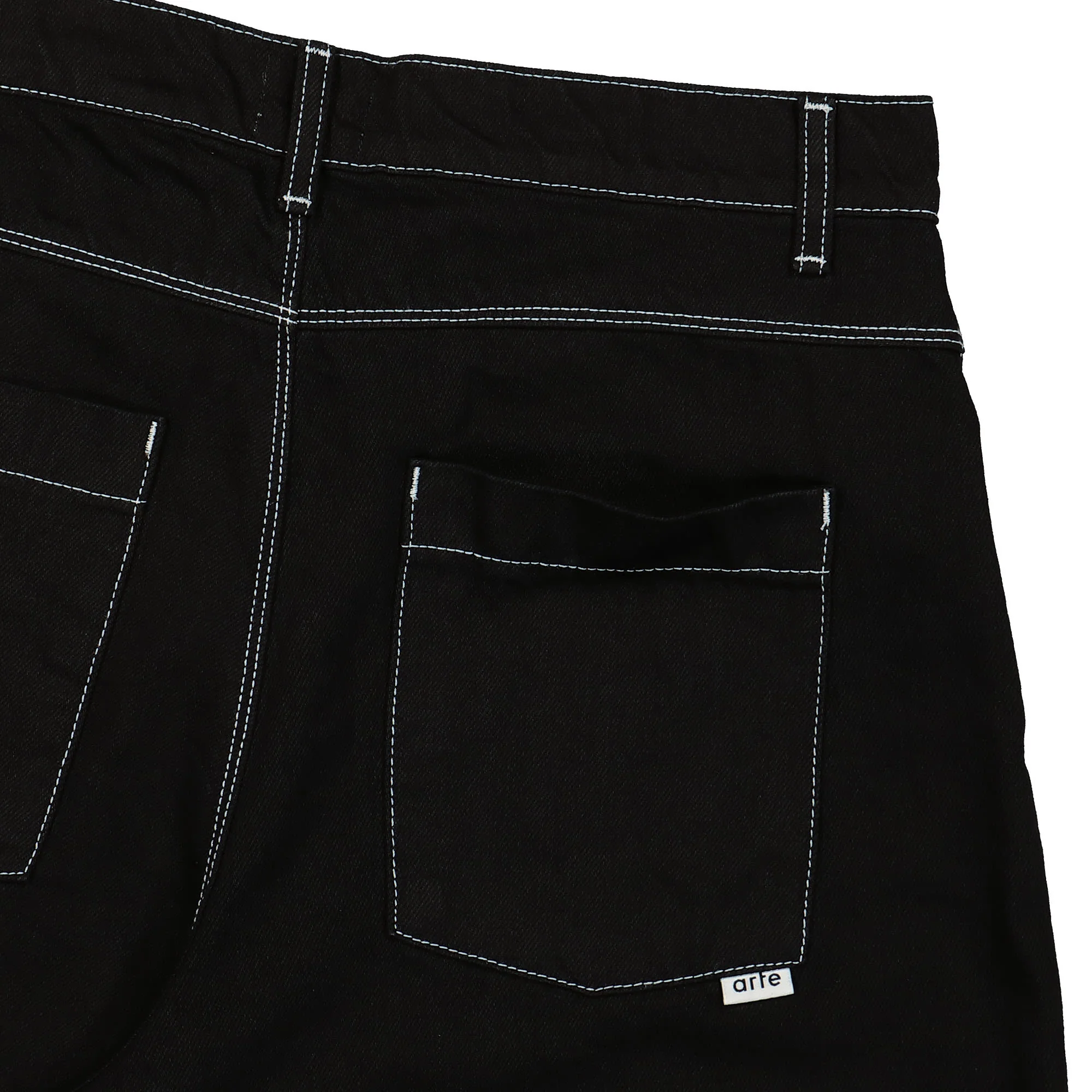 Silvain Heart Detail Shorts - Image 5