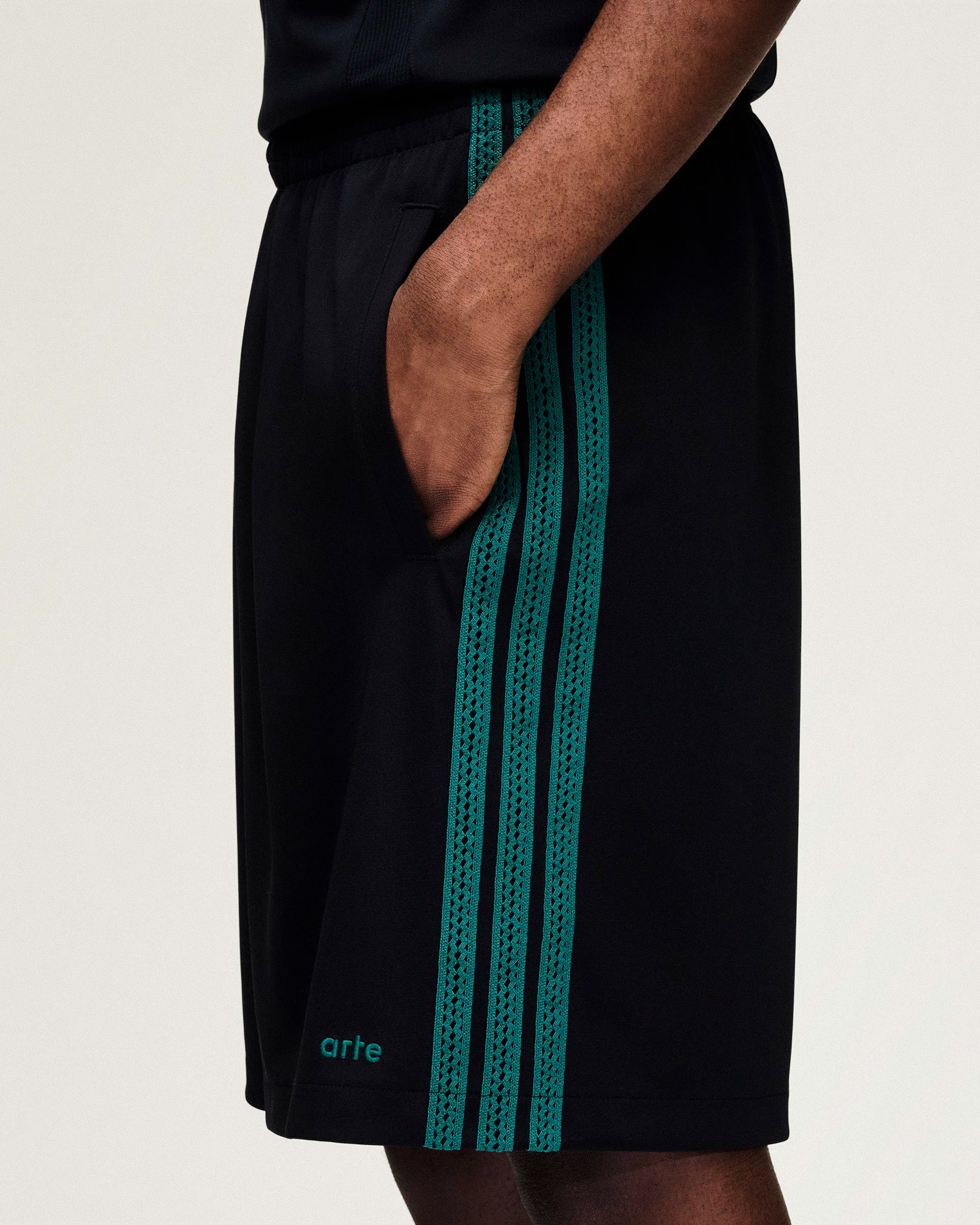 Shorts - Image 4