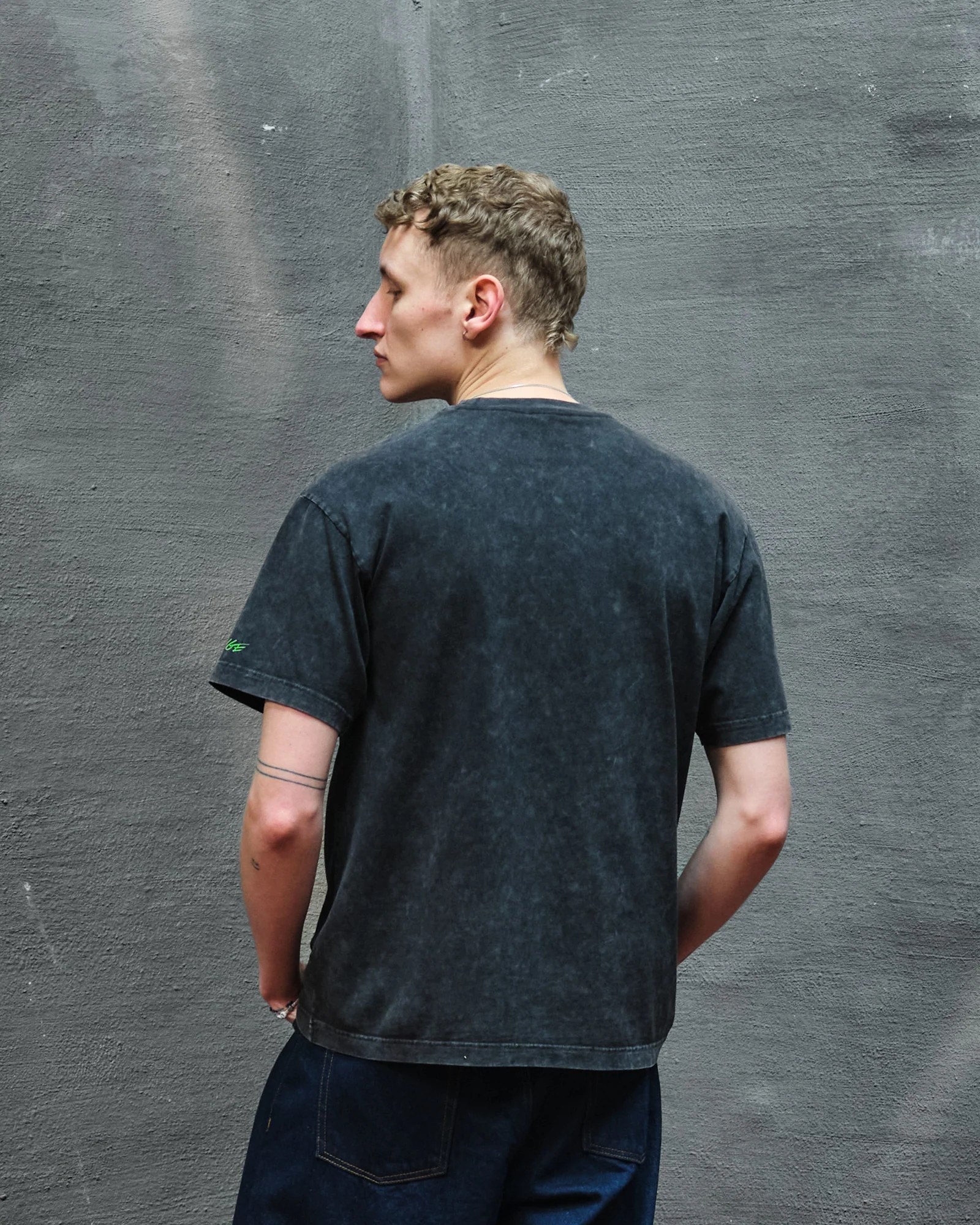 Bold T-Shirt - Image 4