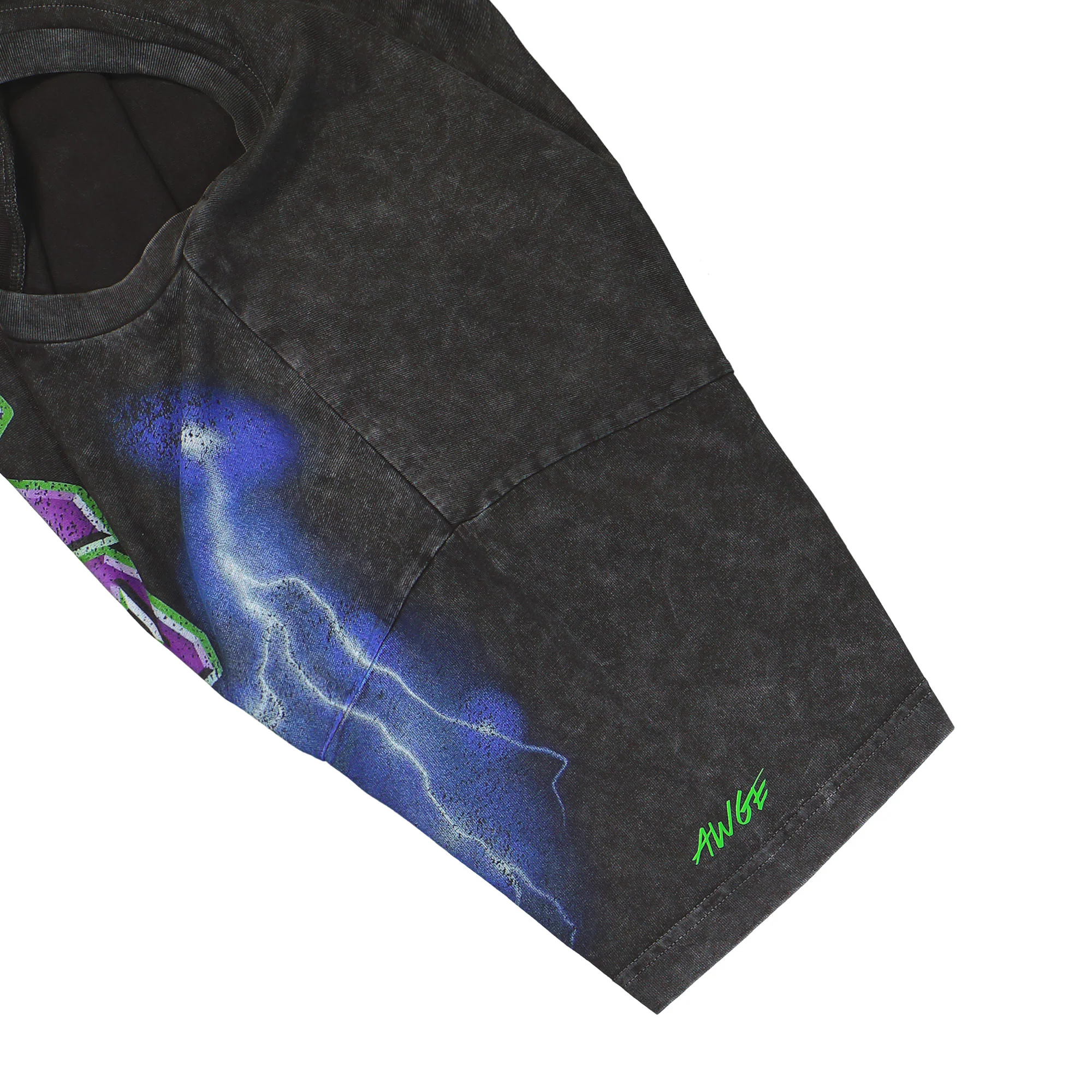 Bold T-Shirt - Image 7