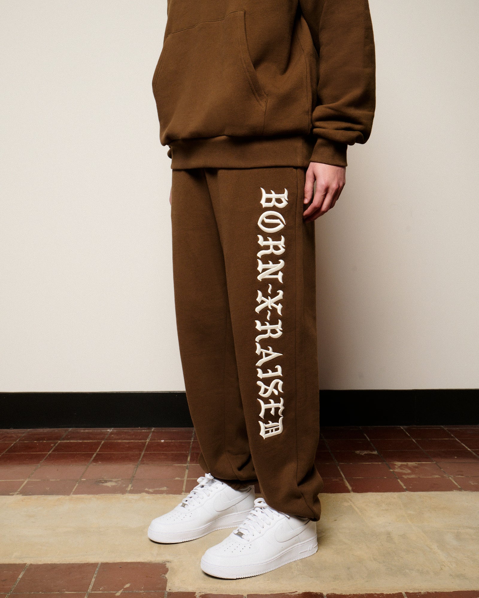 Embroidered Sweatpants - Image 4