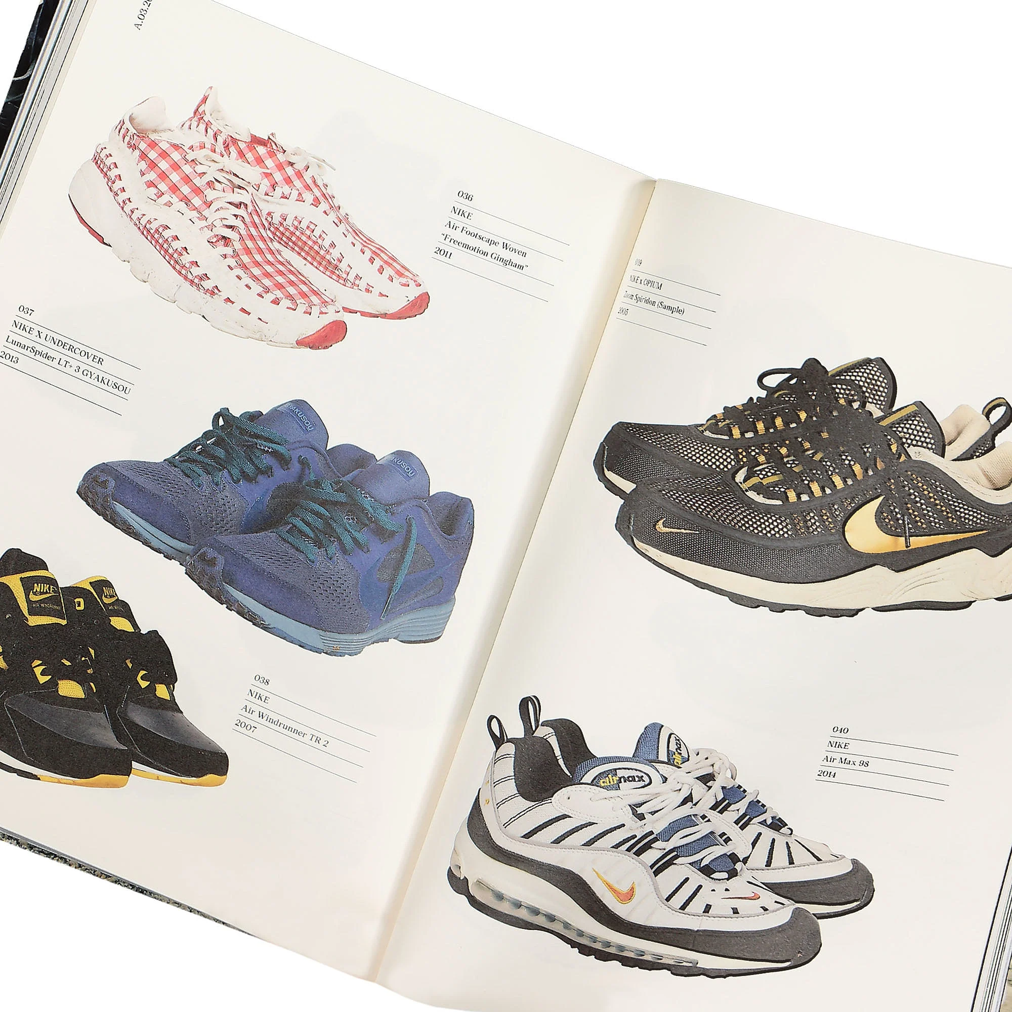 Magazine Issue 03 "Clyde Cover" - Image 3