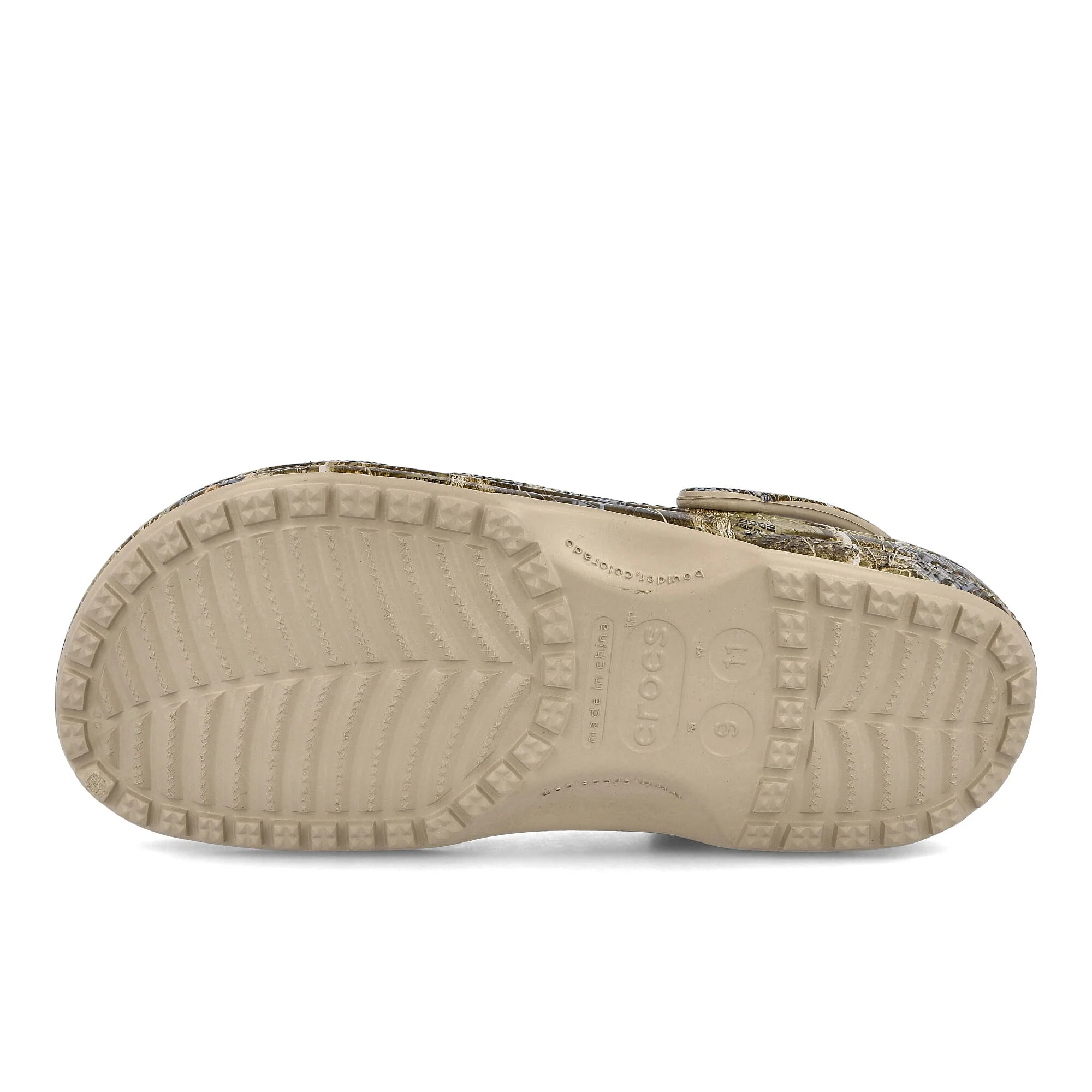 thisisneverthat x Realtree x Crocs Classic Clog - Image 6
