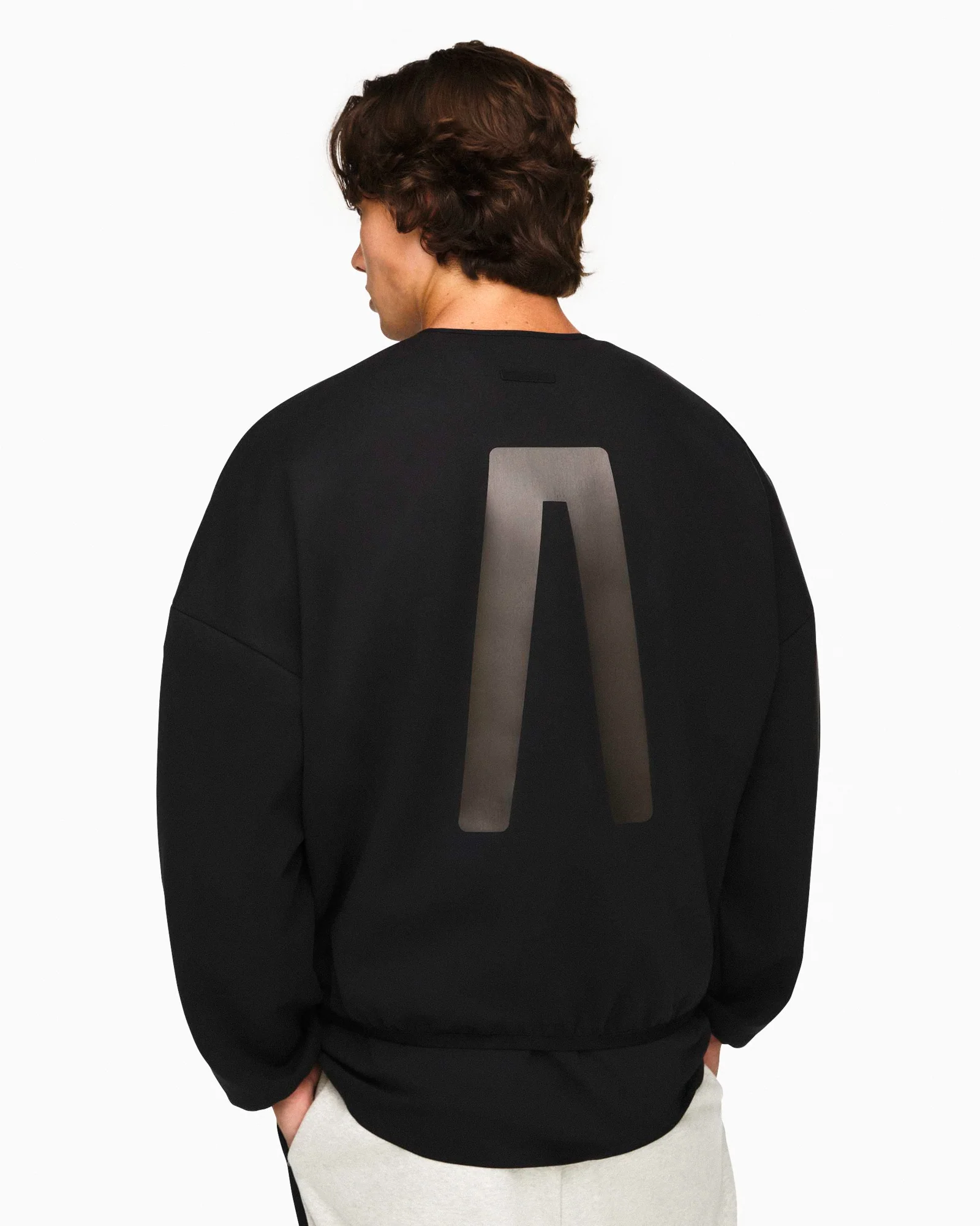 Crew - Image 4