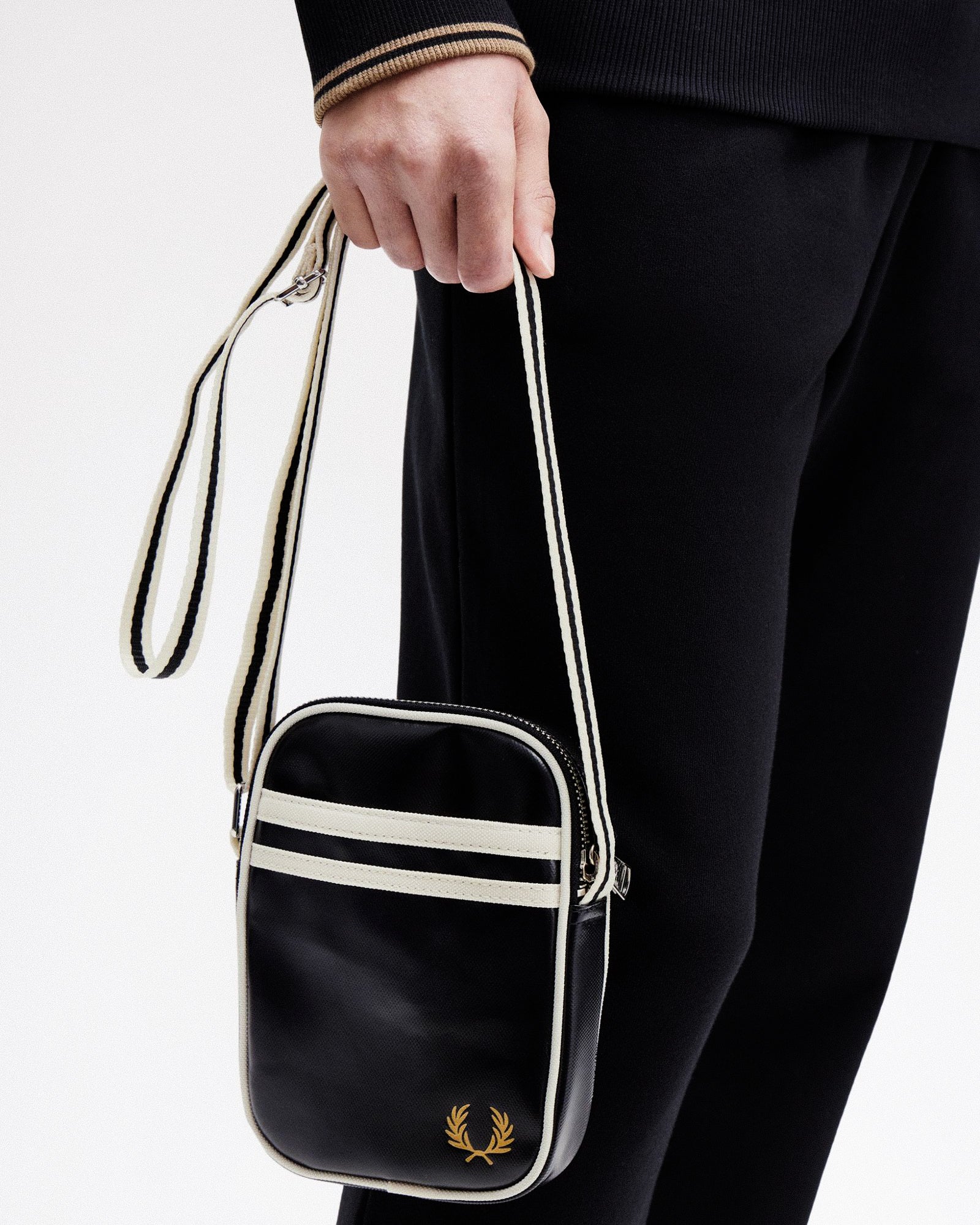 Classic Small Side Bag - Image 4