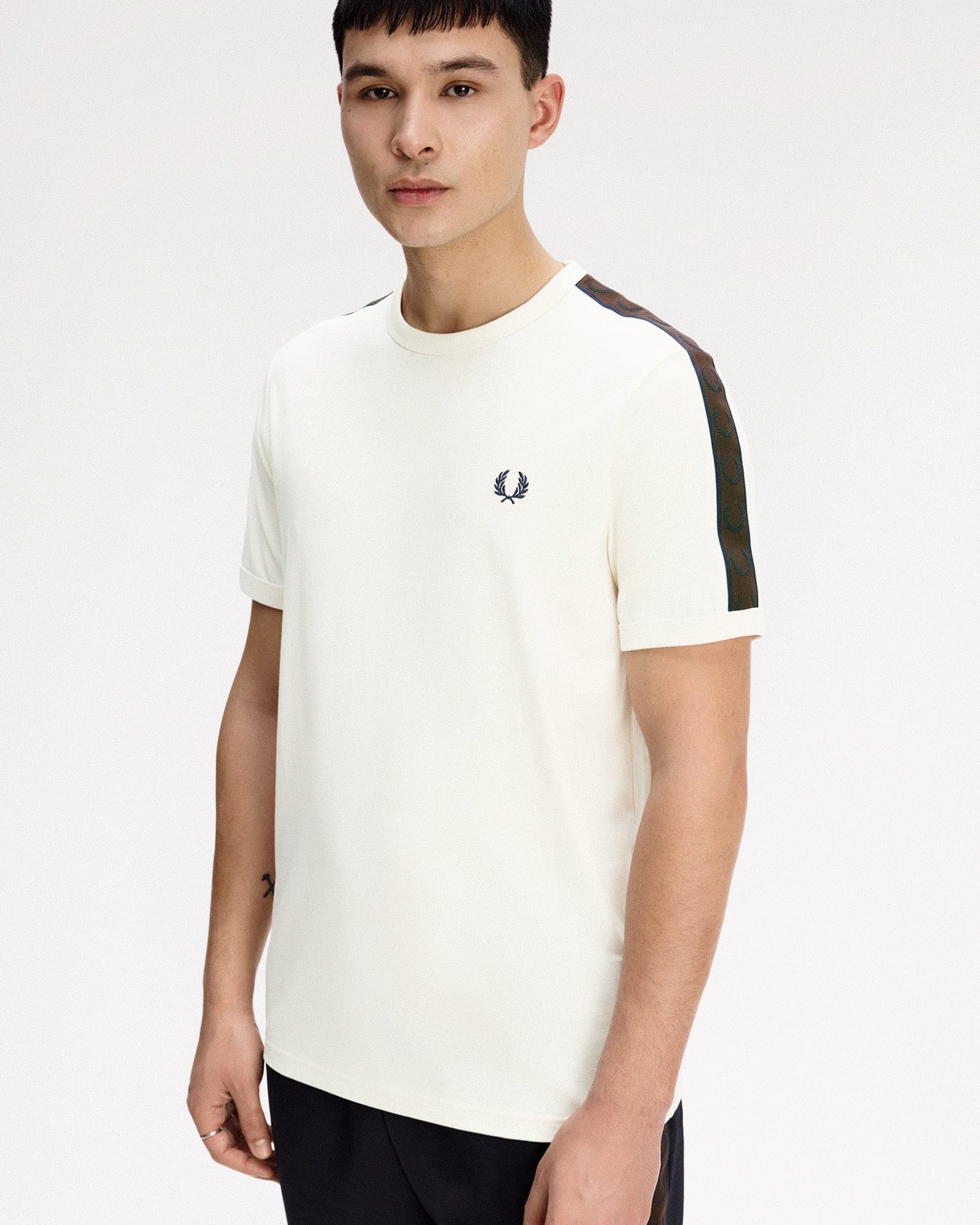 Contrast Tape Ringer T-Shirt - Image 5