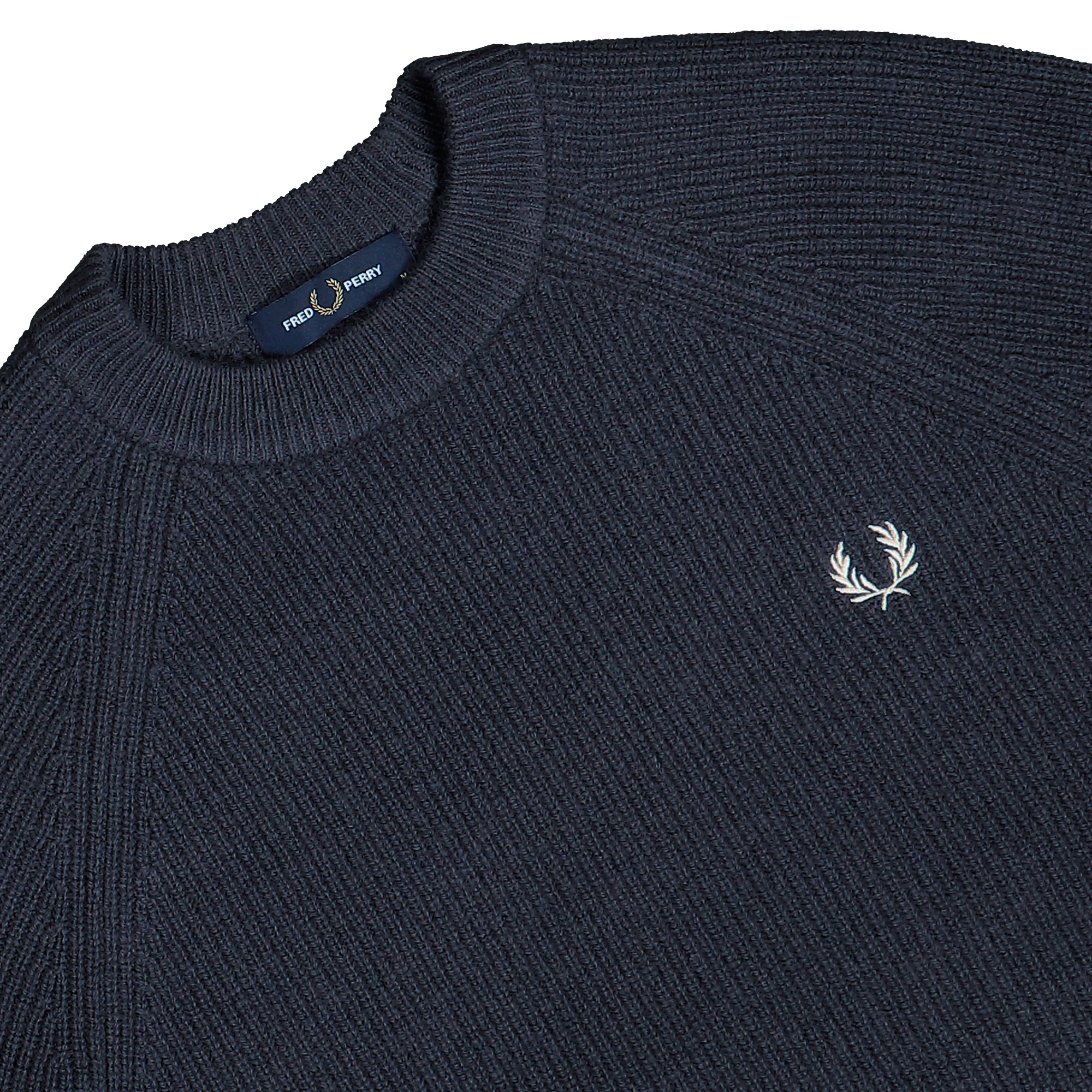 Lambswool Raglan Jumper - Image 6