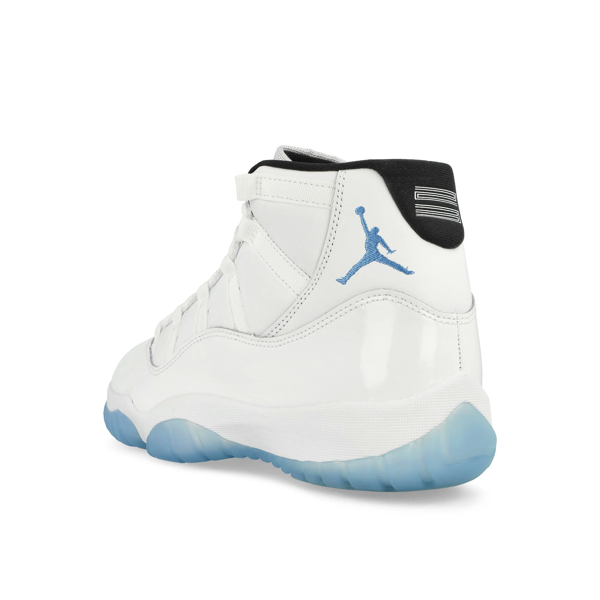 Air Jordan 11 Retro - Image 3