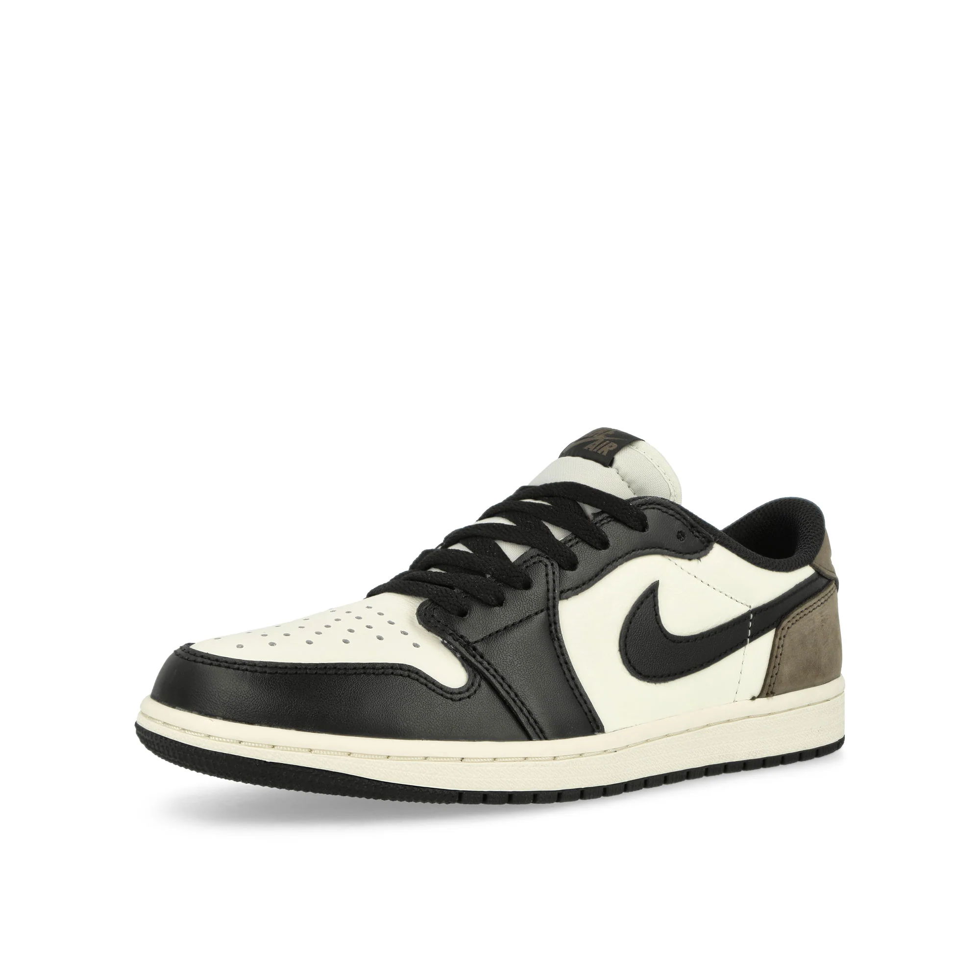 Air Jordan 1 Low OG - Image 4