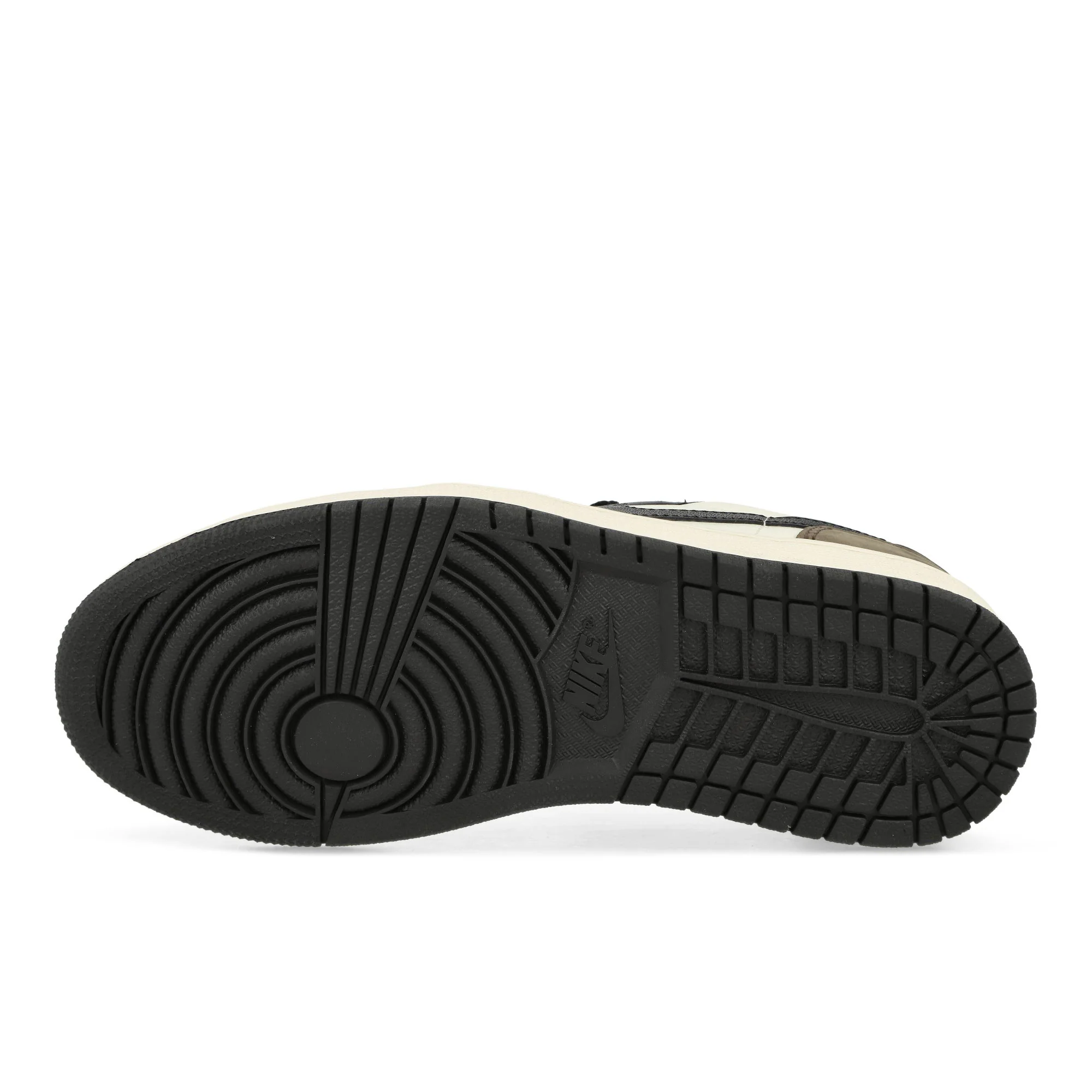 Air Jordan 1 Low OG - Image 6