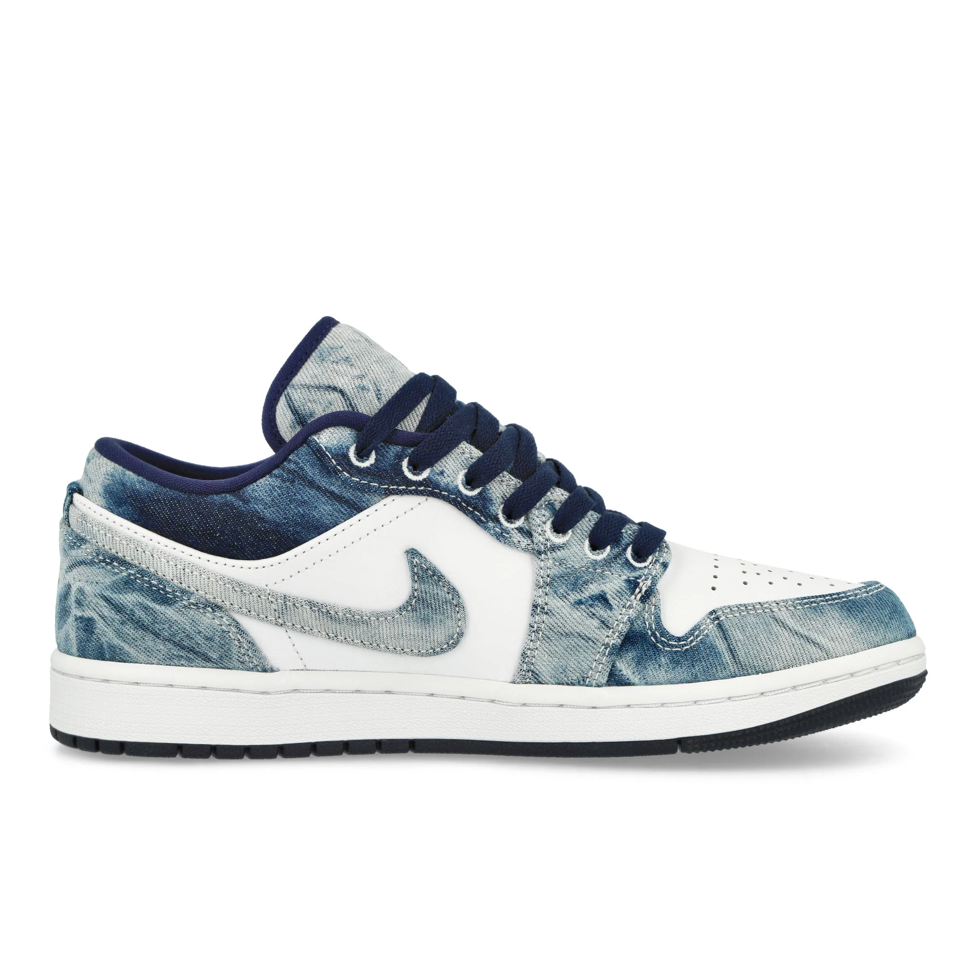 Air Jordan 1 Low SE - Image 2