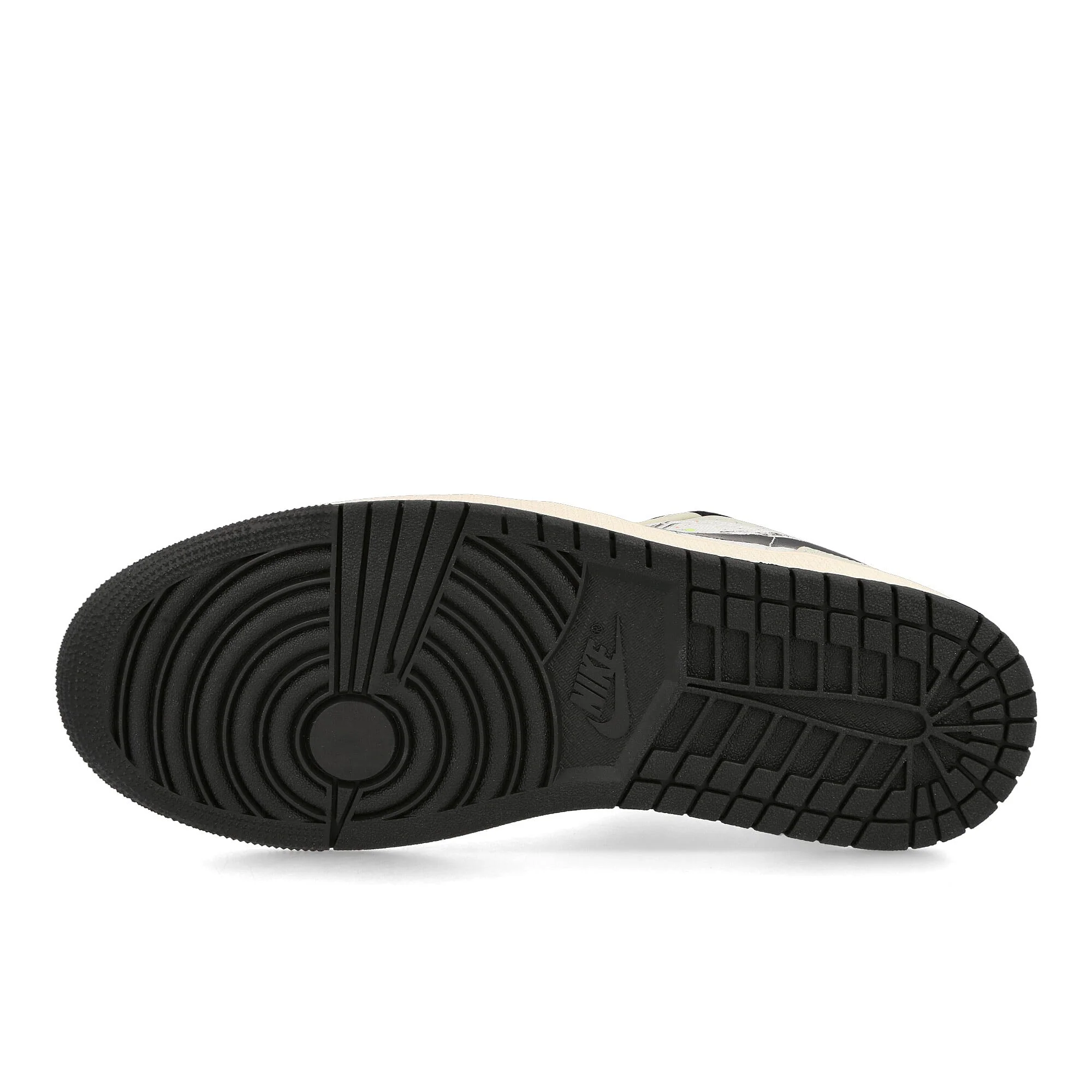 Air Jordan 1 Low SE - Image 6