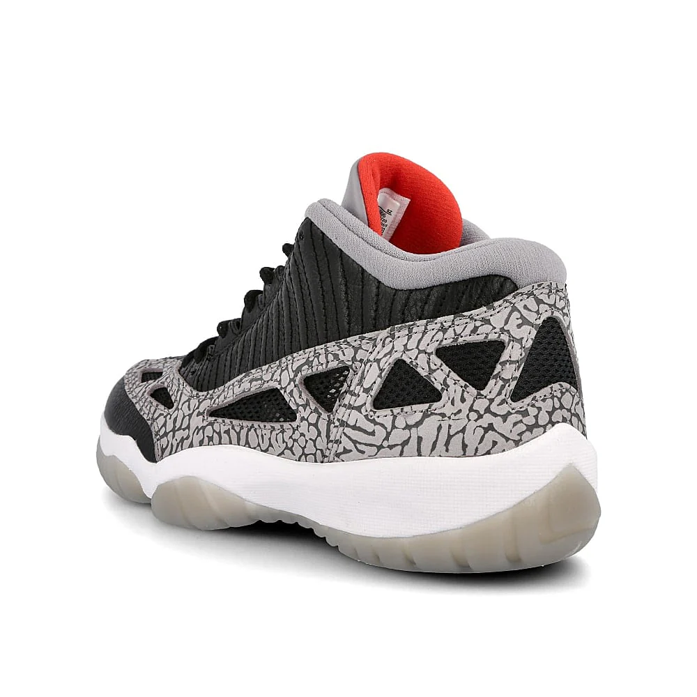 Air Jordan 11 Retro Low IE - Image 3