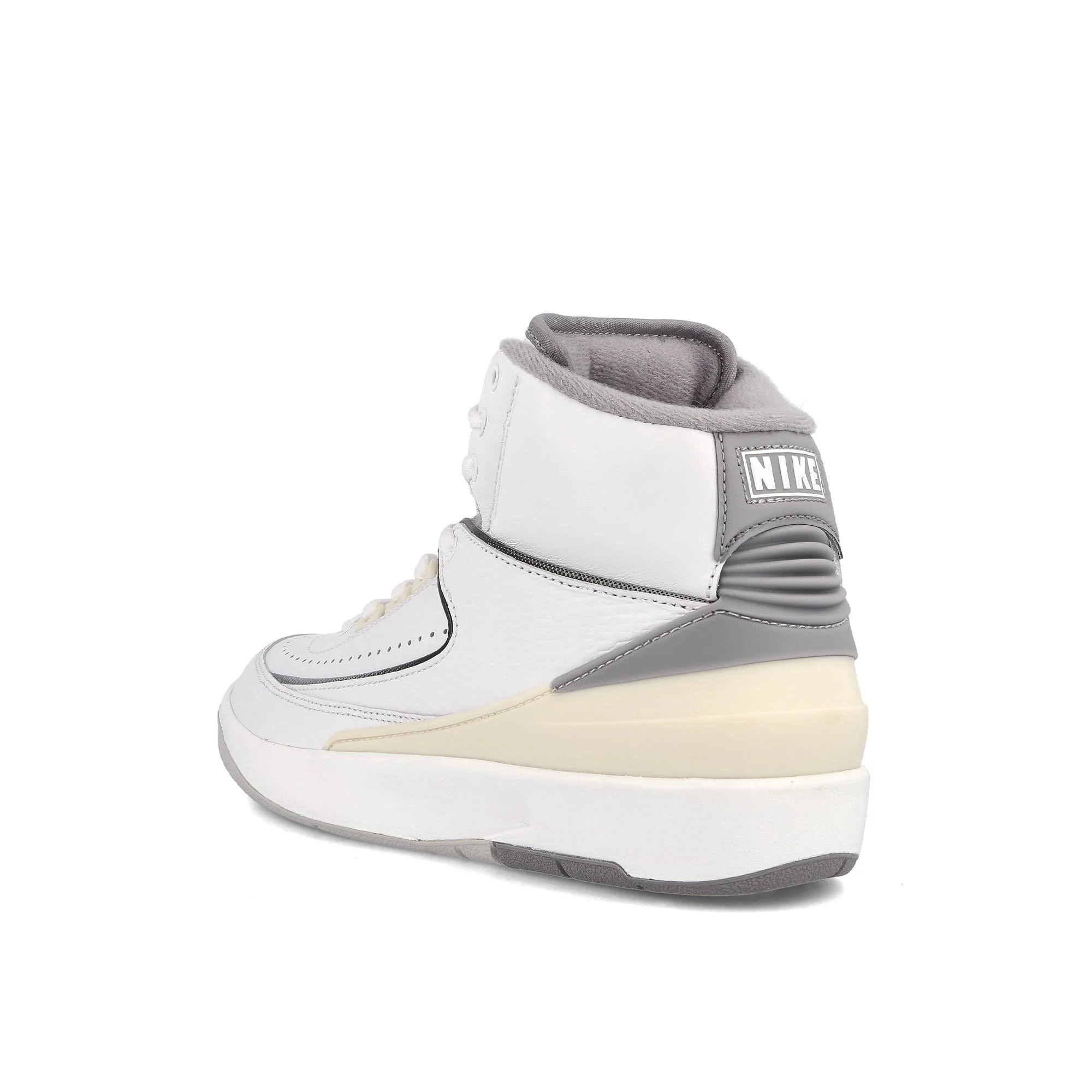 Air Jordan 2 Retro GS - Image 3