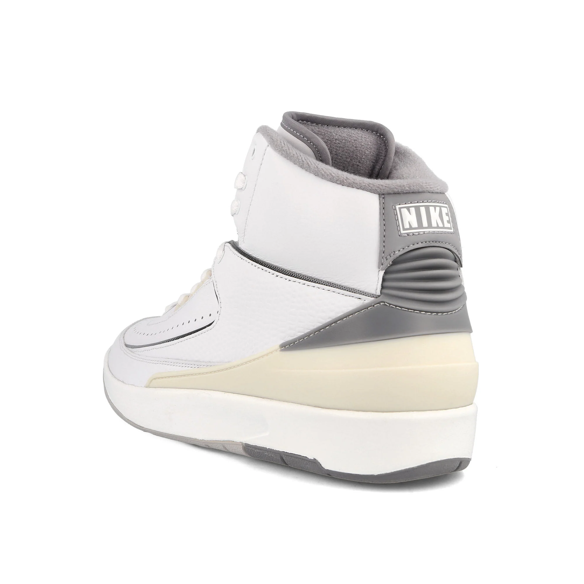 Air Jordan 2 Retro - Image 3