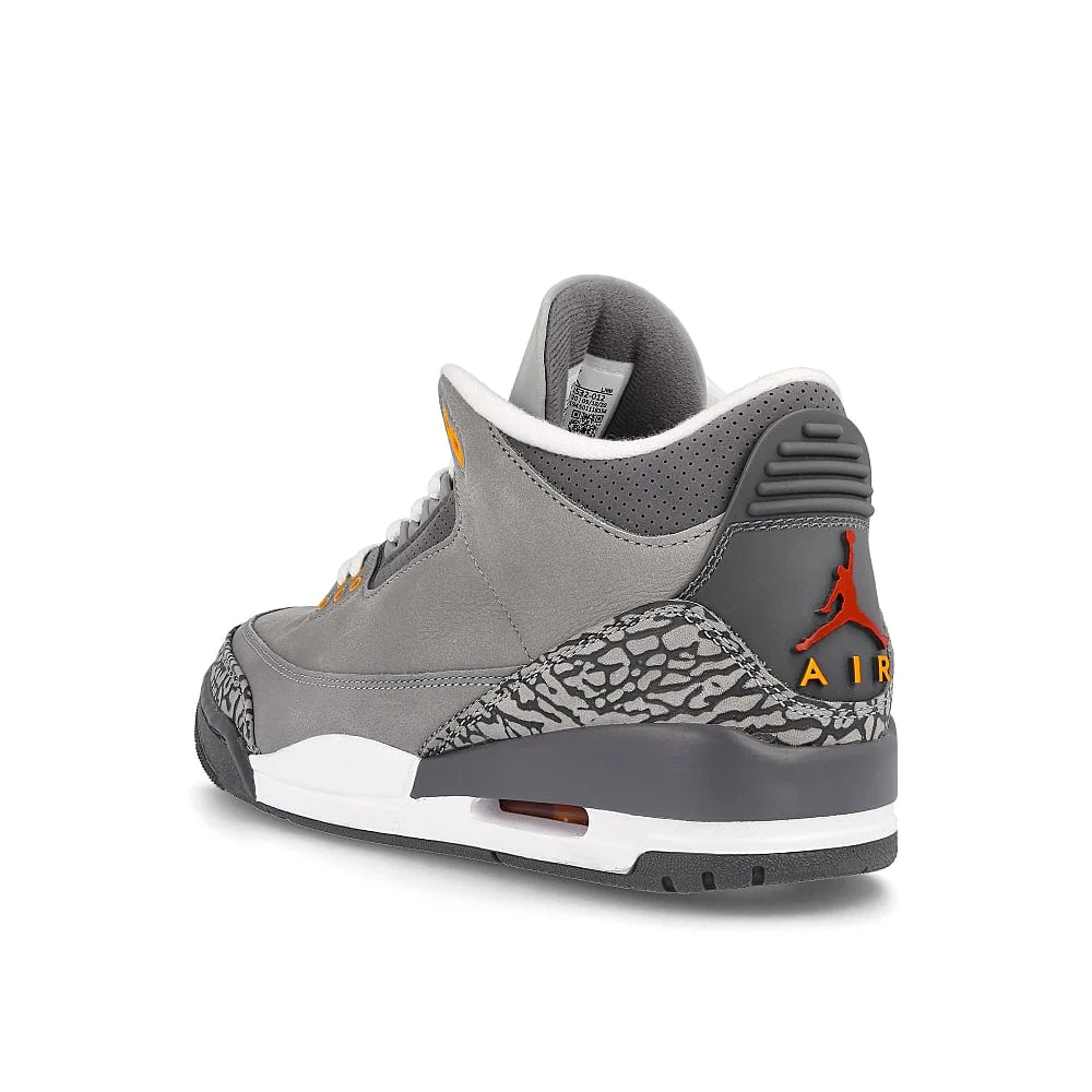 Air Jordan 3 Retro - Image 3