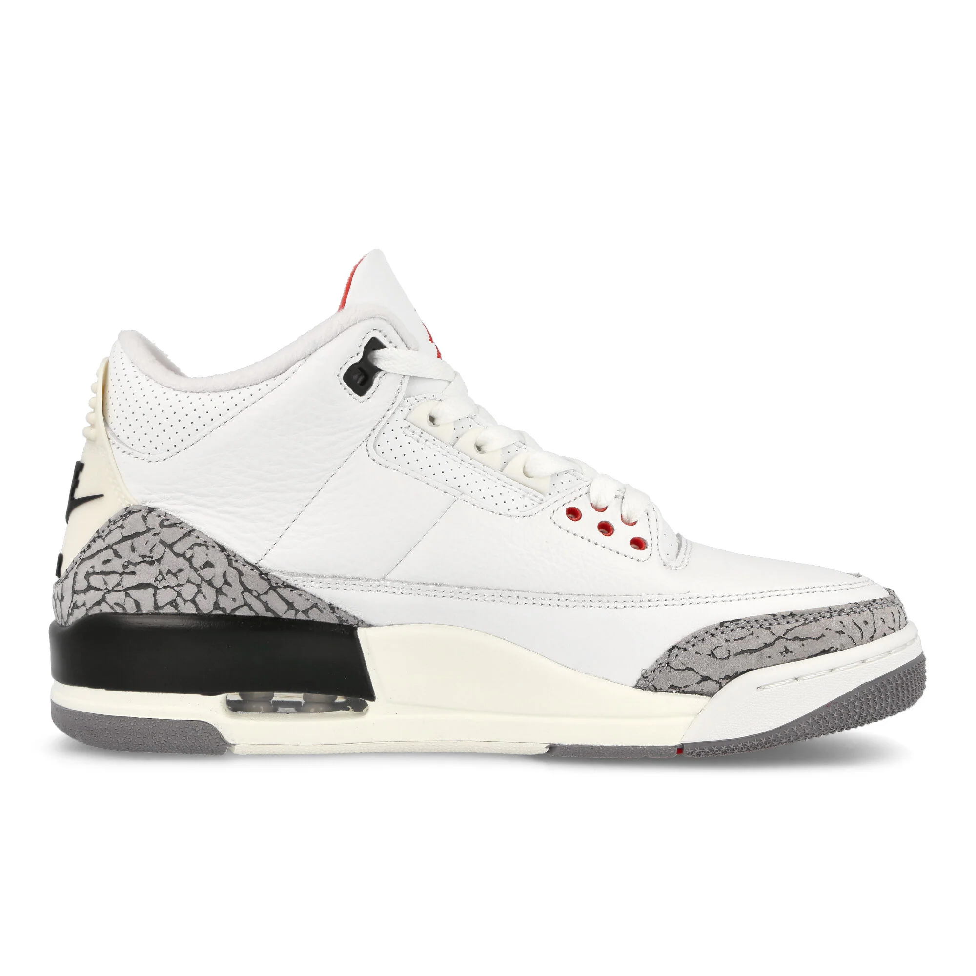 Air Jordan 3 Retro - Image 2