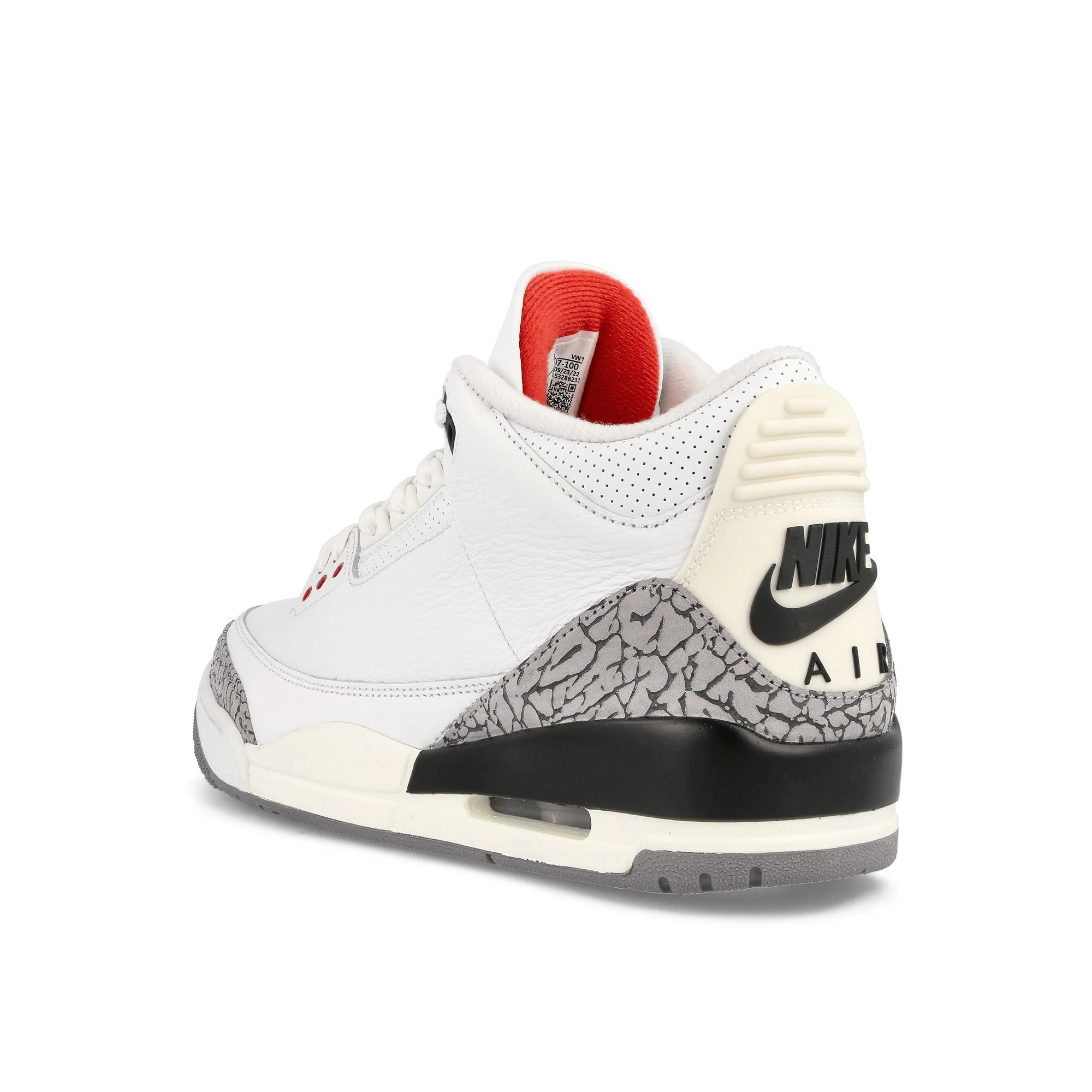 Air Jordan 3 Retro - Image 3