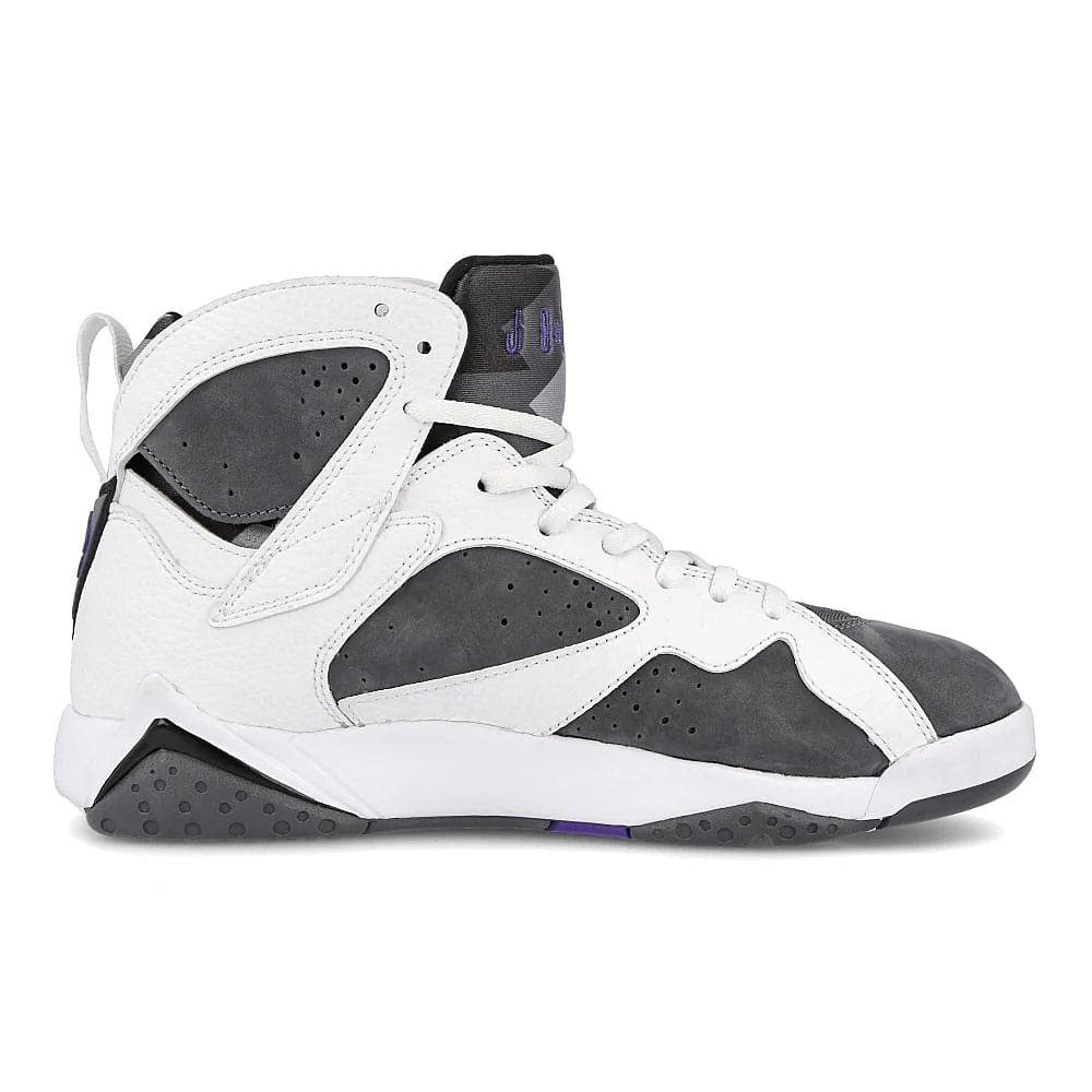 Air Jordan 7 Retro - Image 2