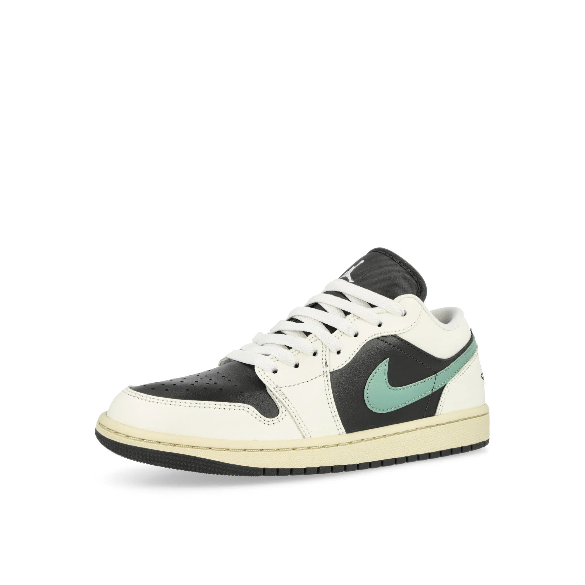 Wmns Air Jordan 1 Low - Image 4