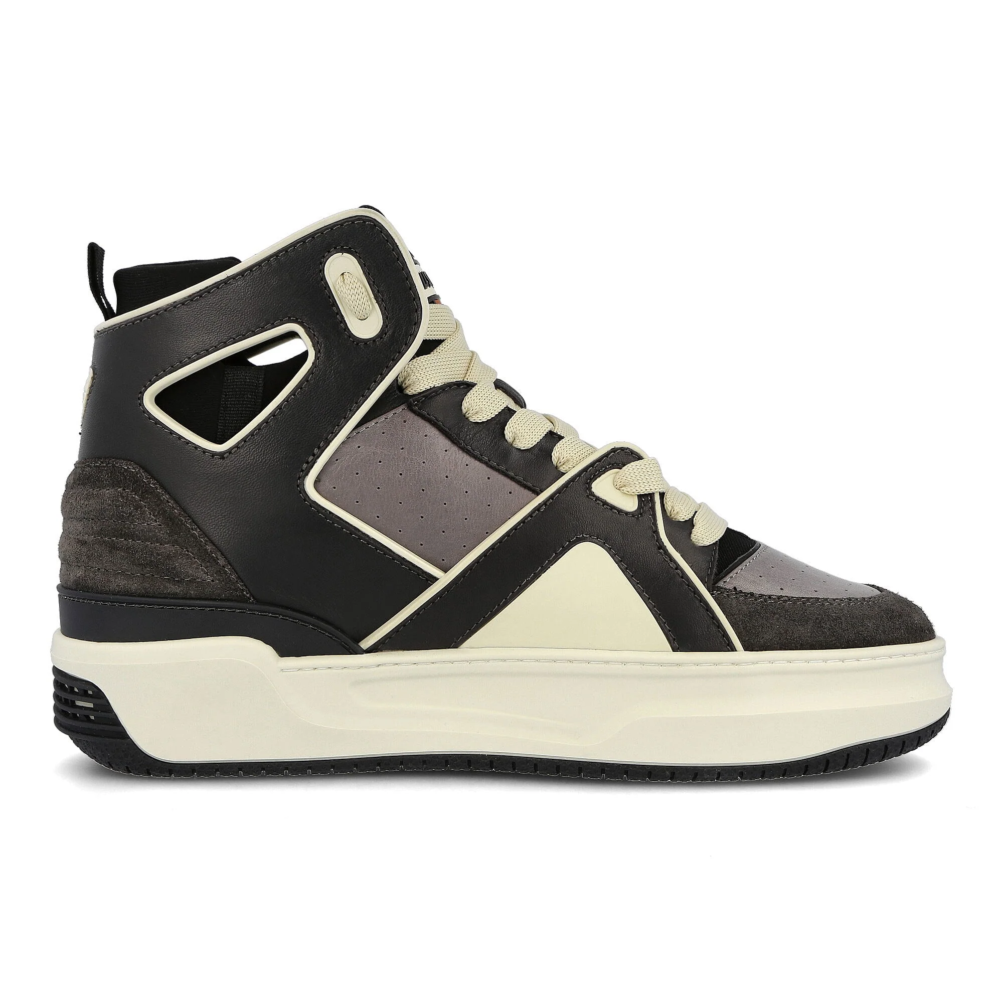 basketball courtside hi - Image 2