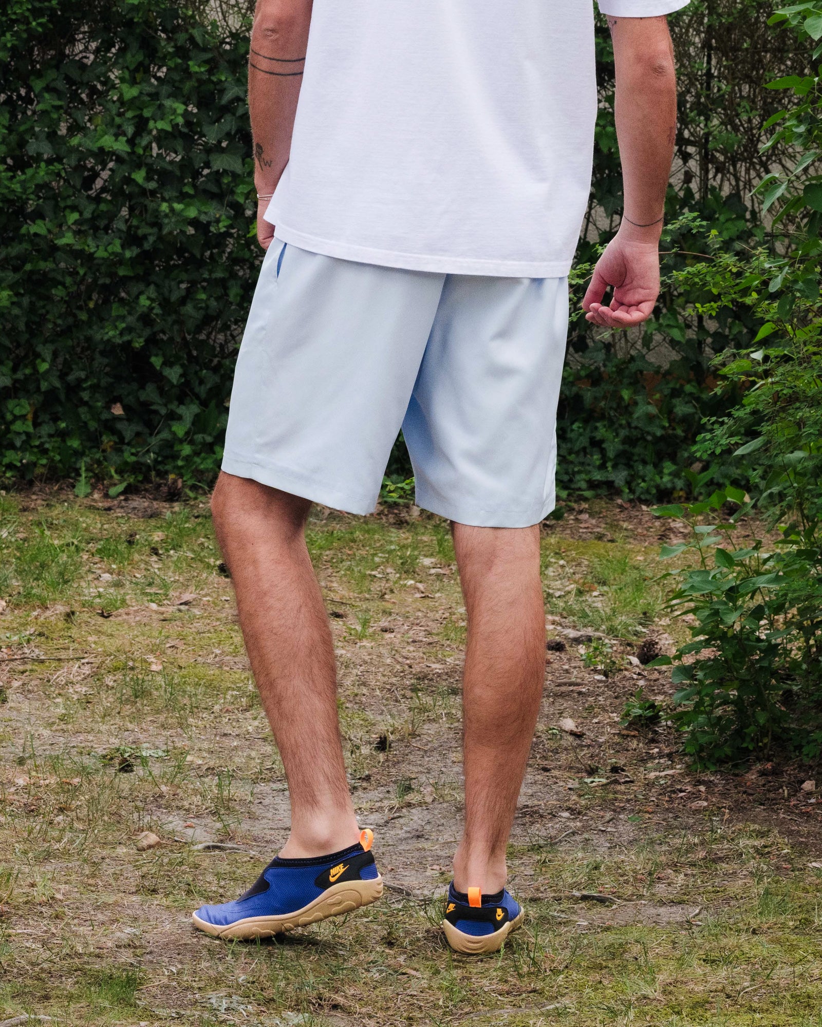 Solid Diamond Weave Taffeta Shorts - Image 4