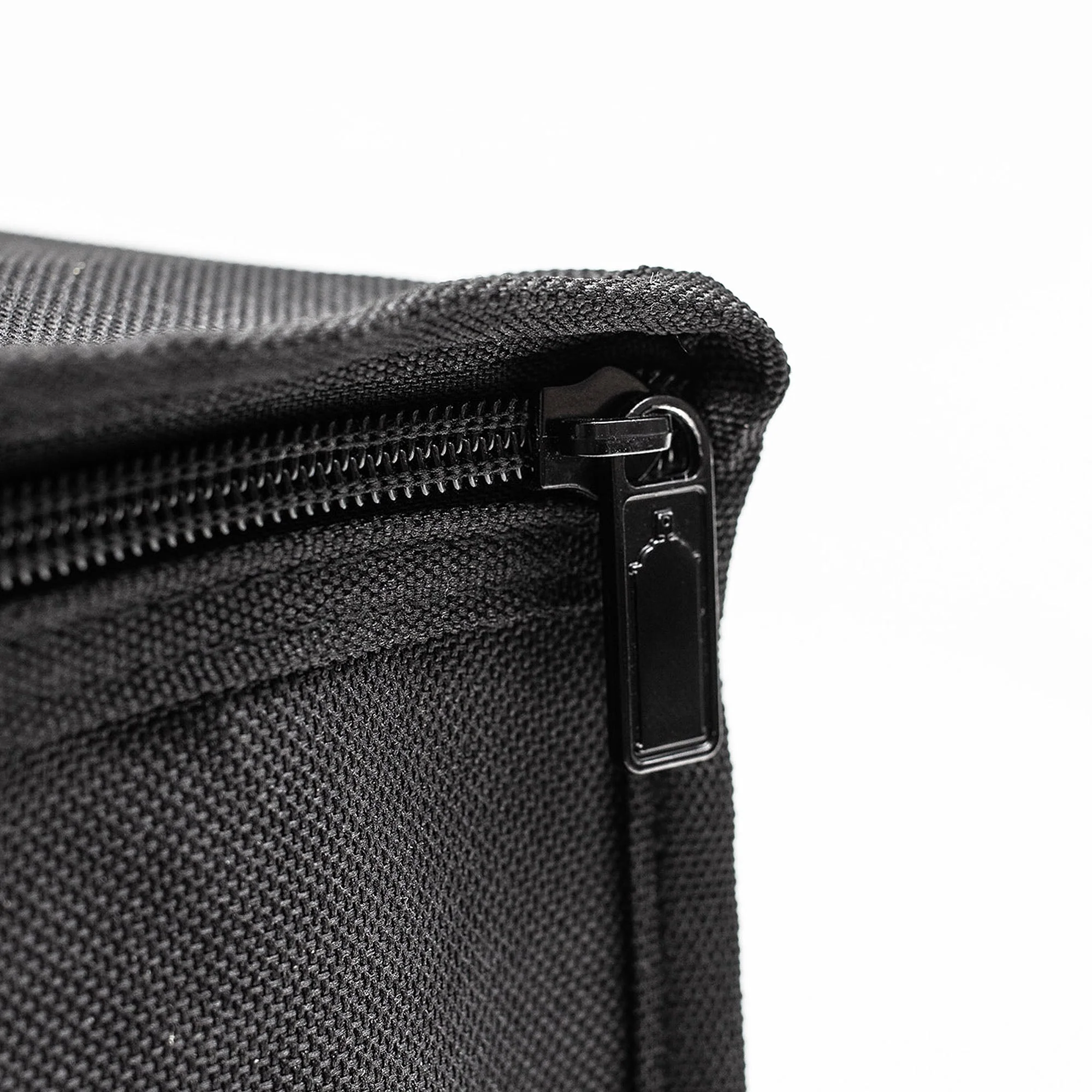 Nylon Can Bag - Image 5
