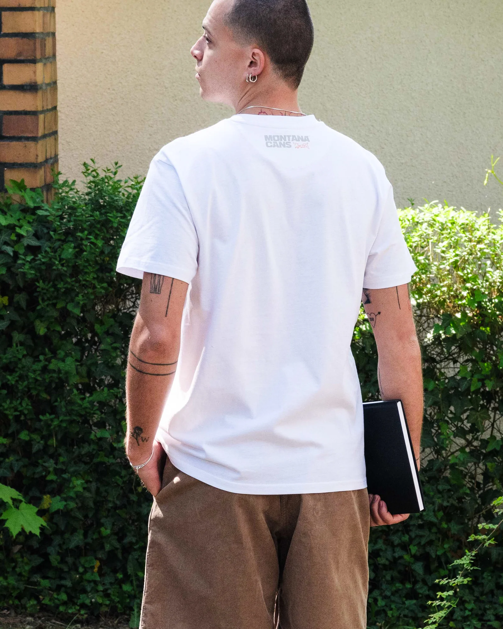 T-Shirt Typo + Logo - Image 4
