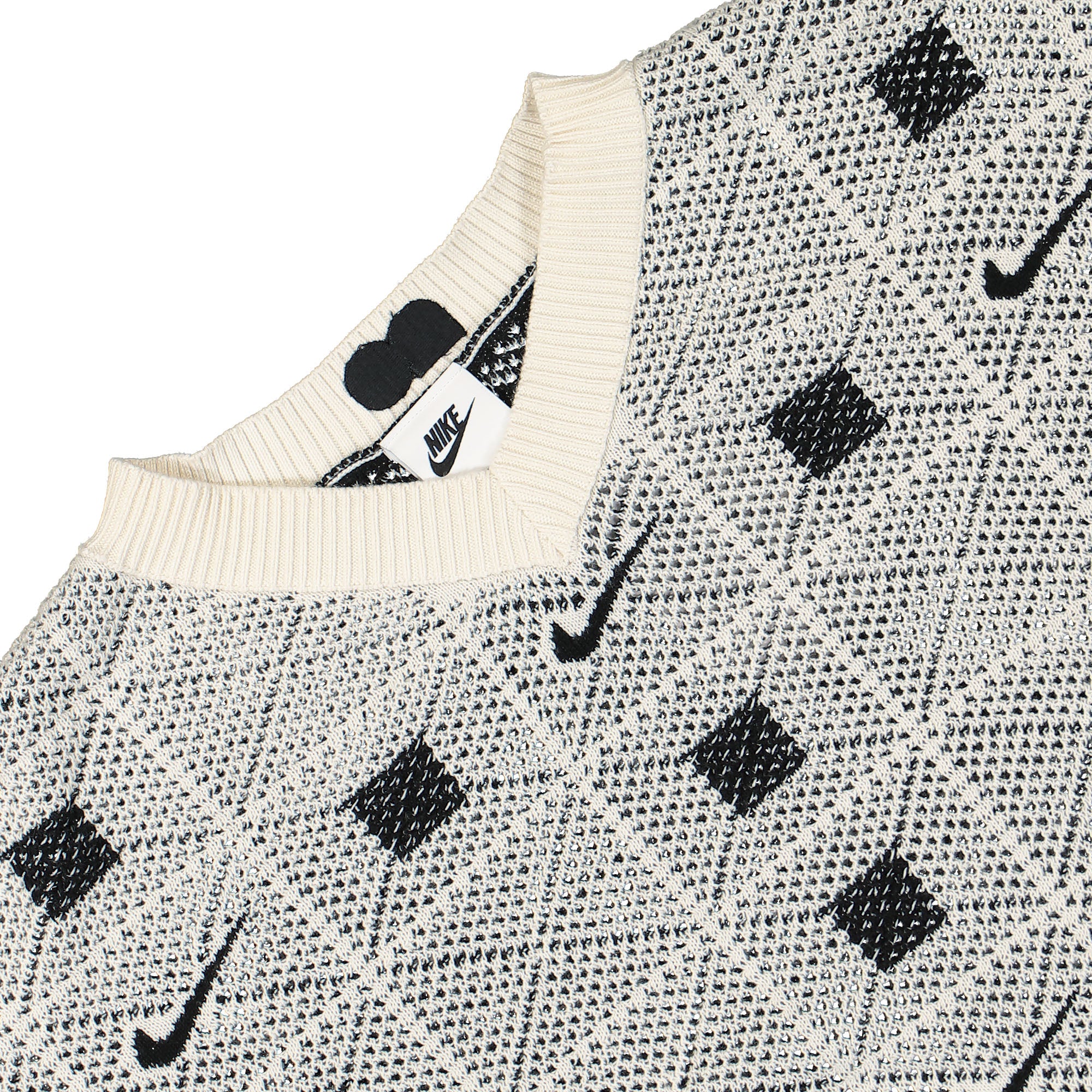 W Sweater - Image 3