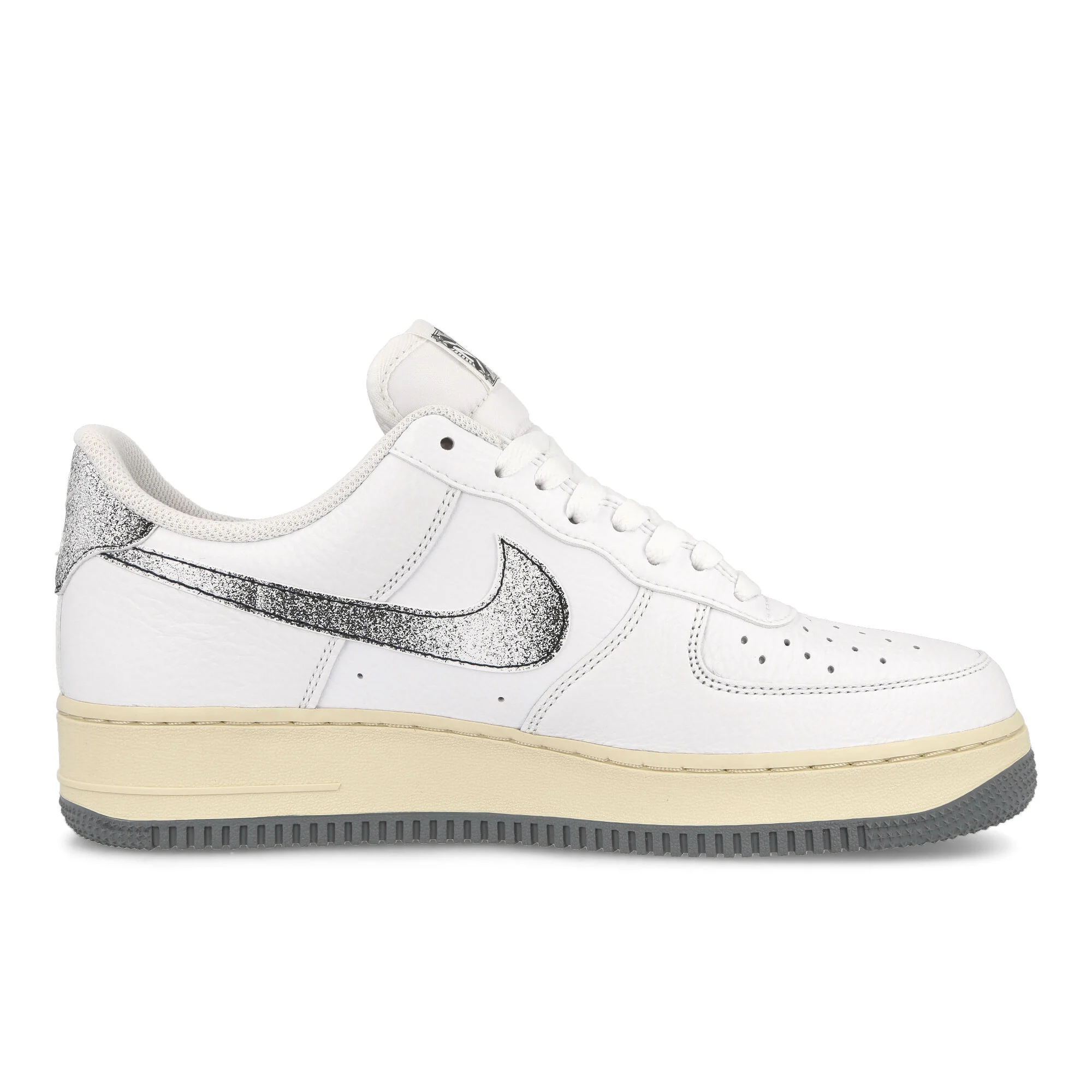 Air Force 1 '07 Lx - Image 2