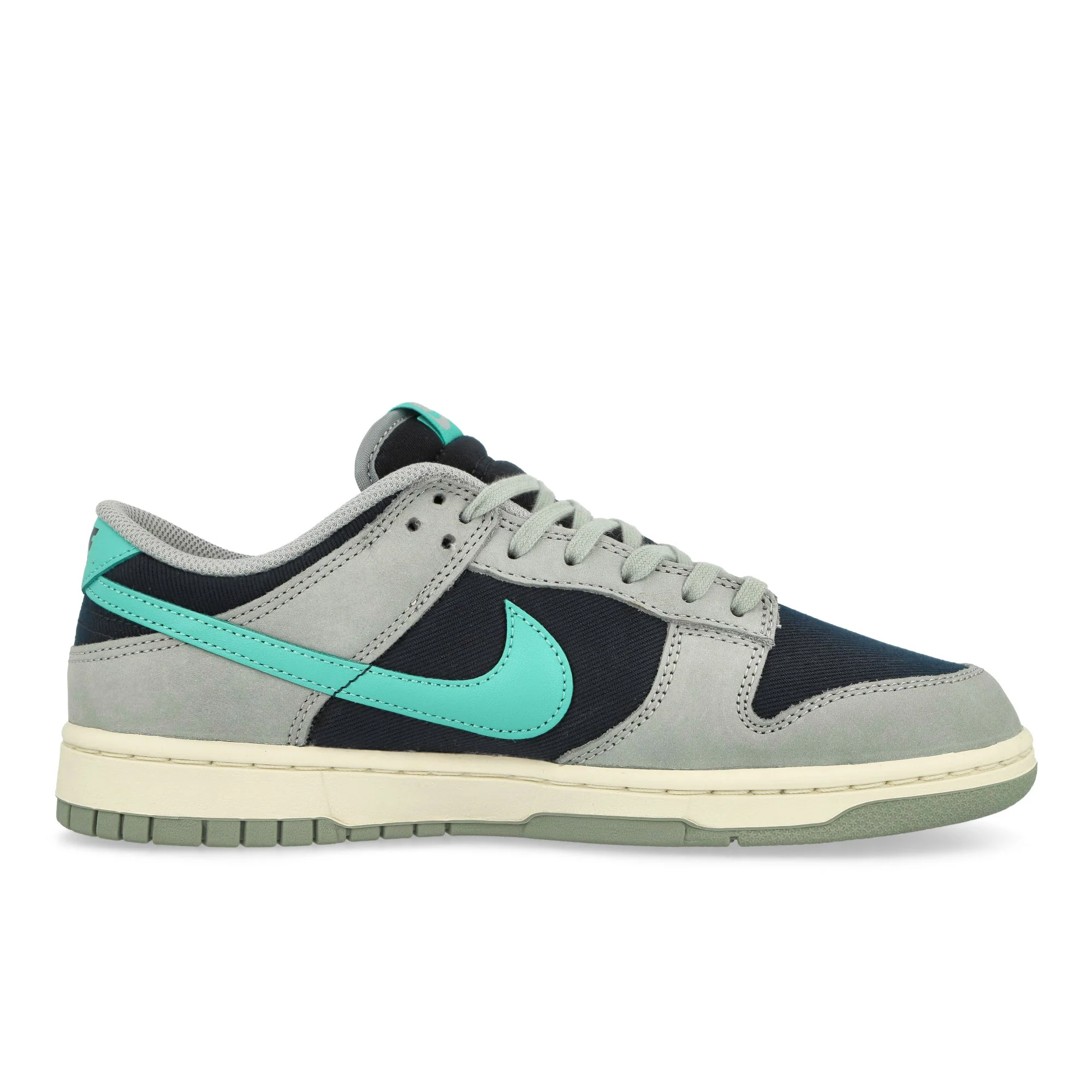 Dunk Low Retro PRM - Image 2