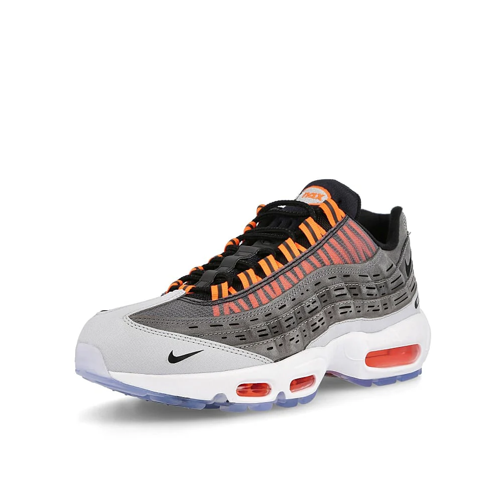 Kim Jones x Nike Air Max 95 - Image 4