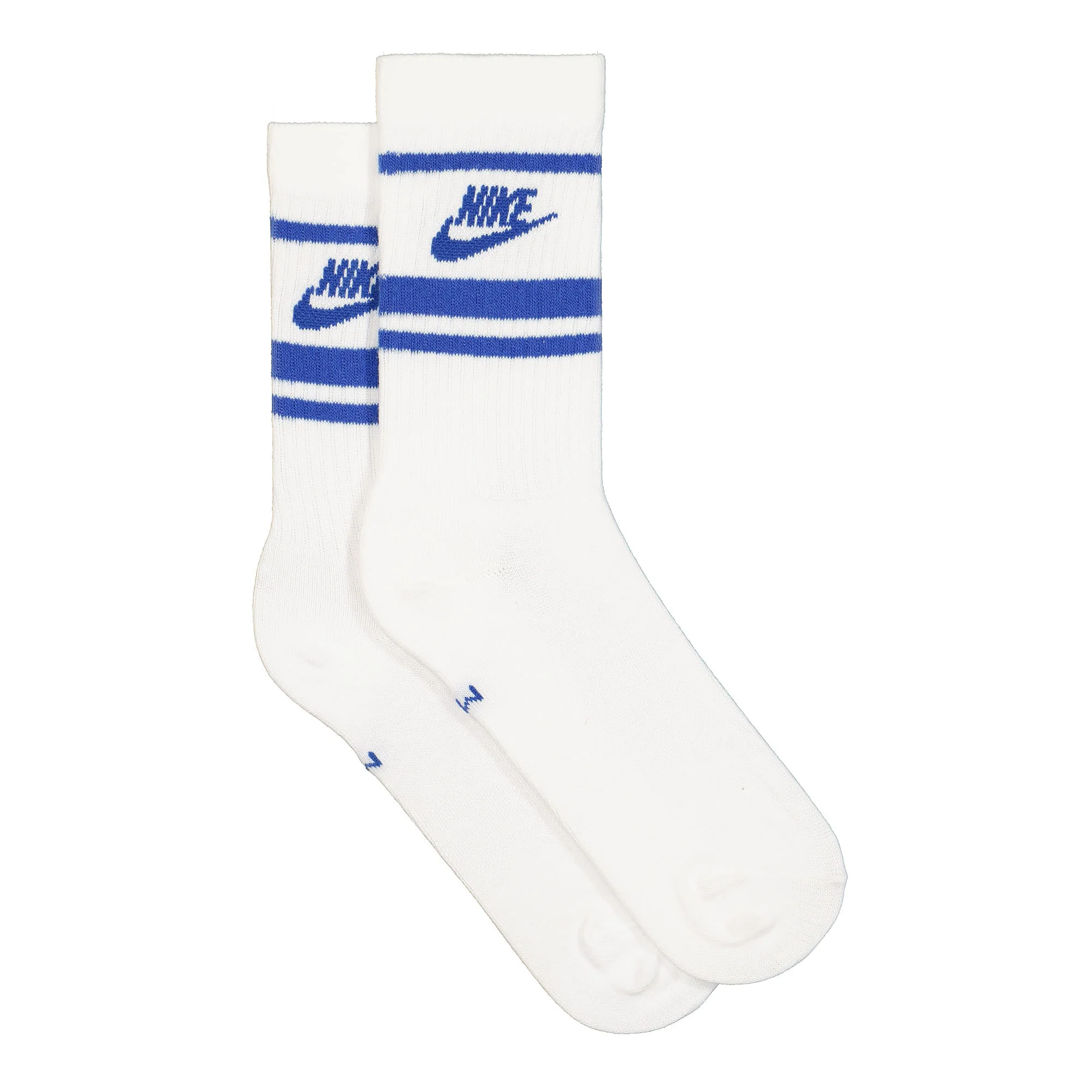 Sportswear Essential Socks 3 Pack - Image 2