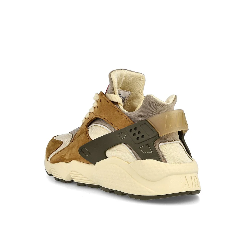 Stussy x Nike Air Huarache LE - Image 3