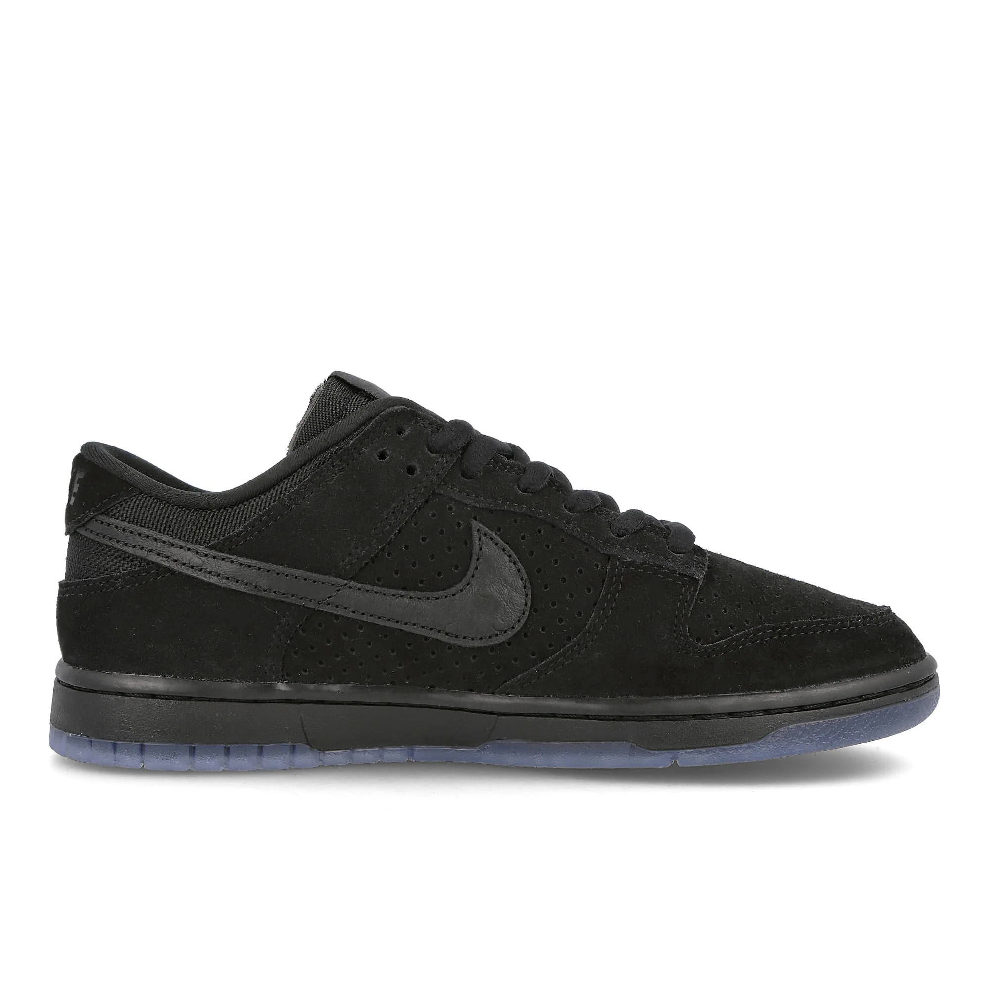 Undefeated x Nike Dunk Low SP - Image 2