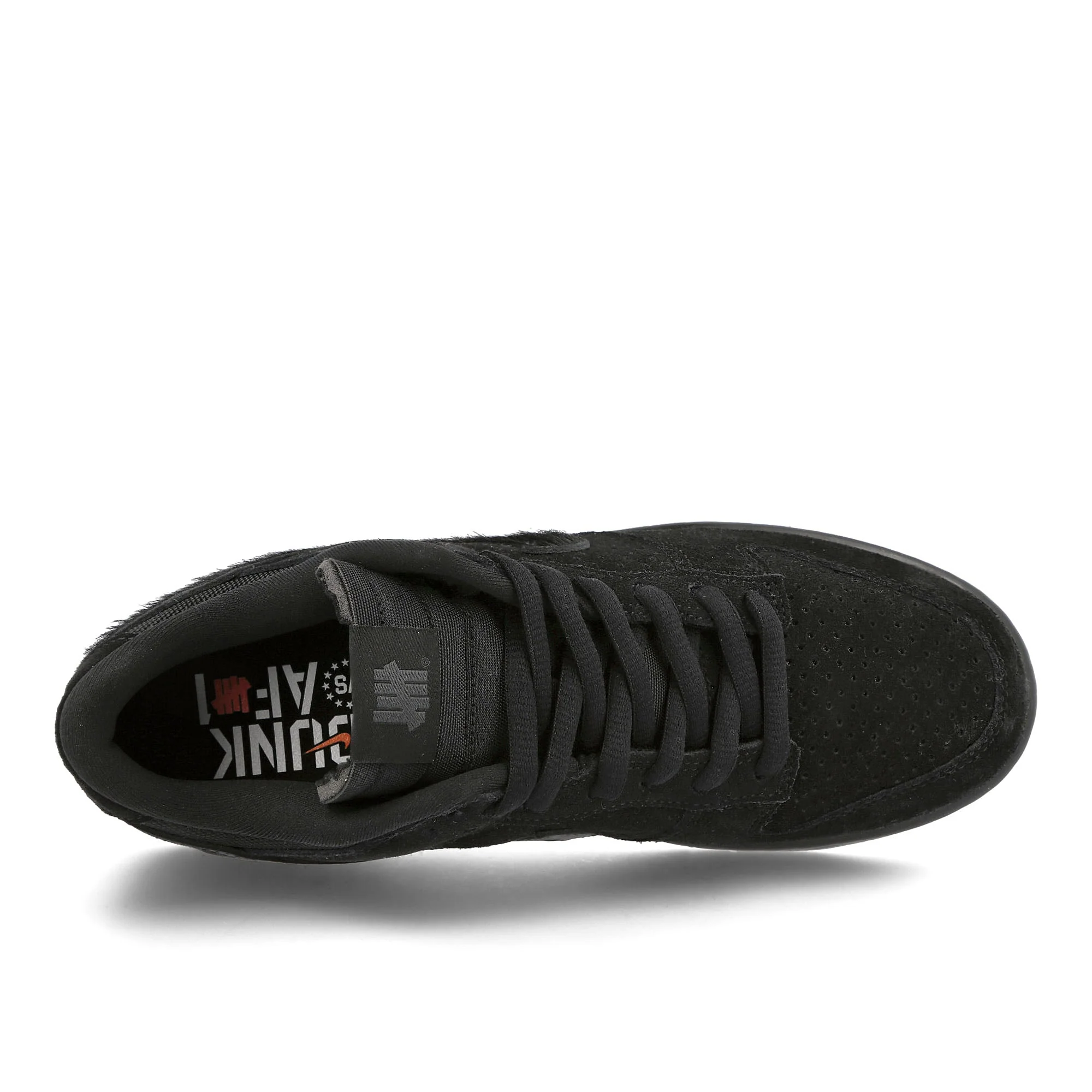 Undefeated x Nike Dunk Low SP - Image 5
