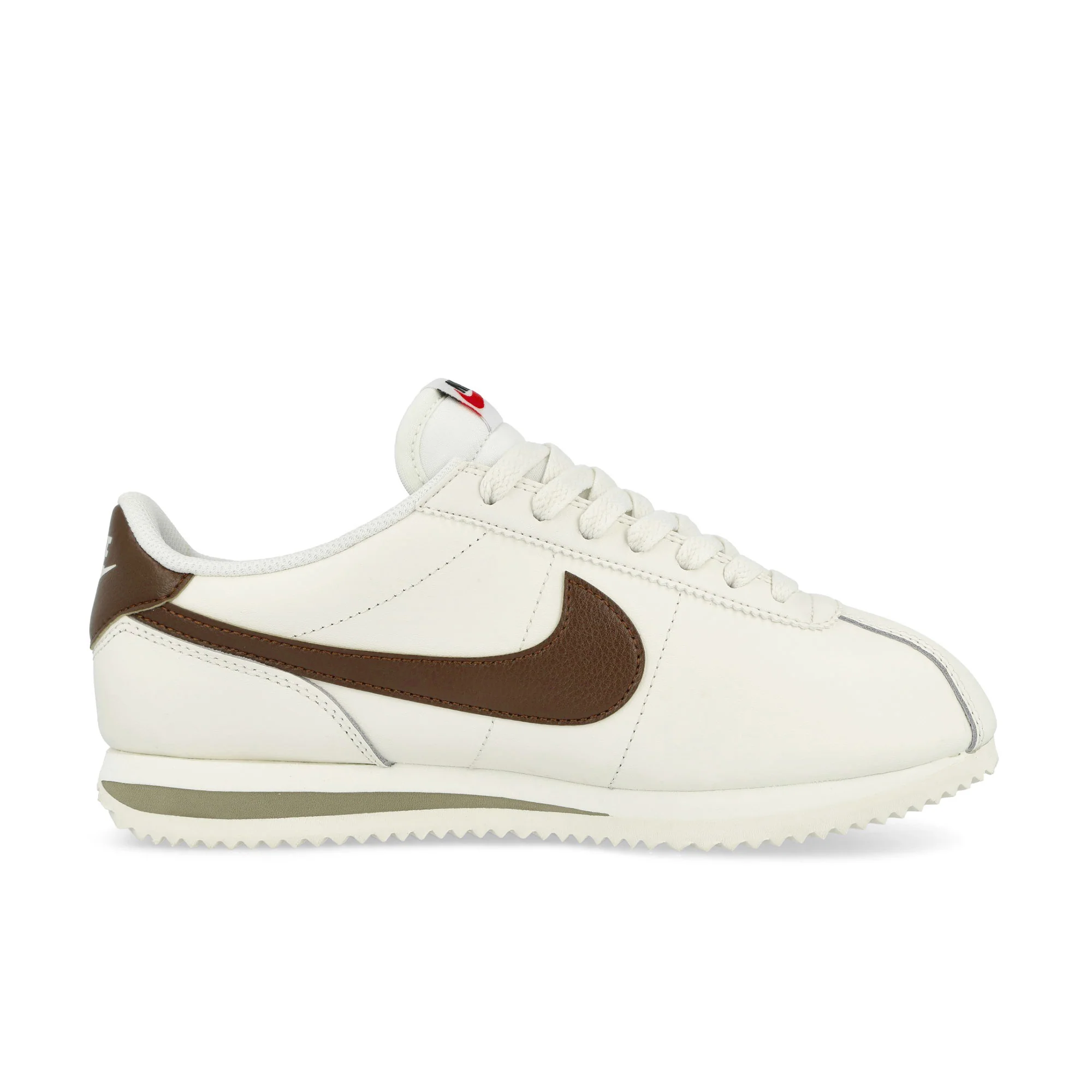 W Cortez - Image 2
