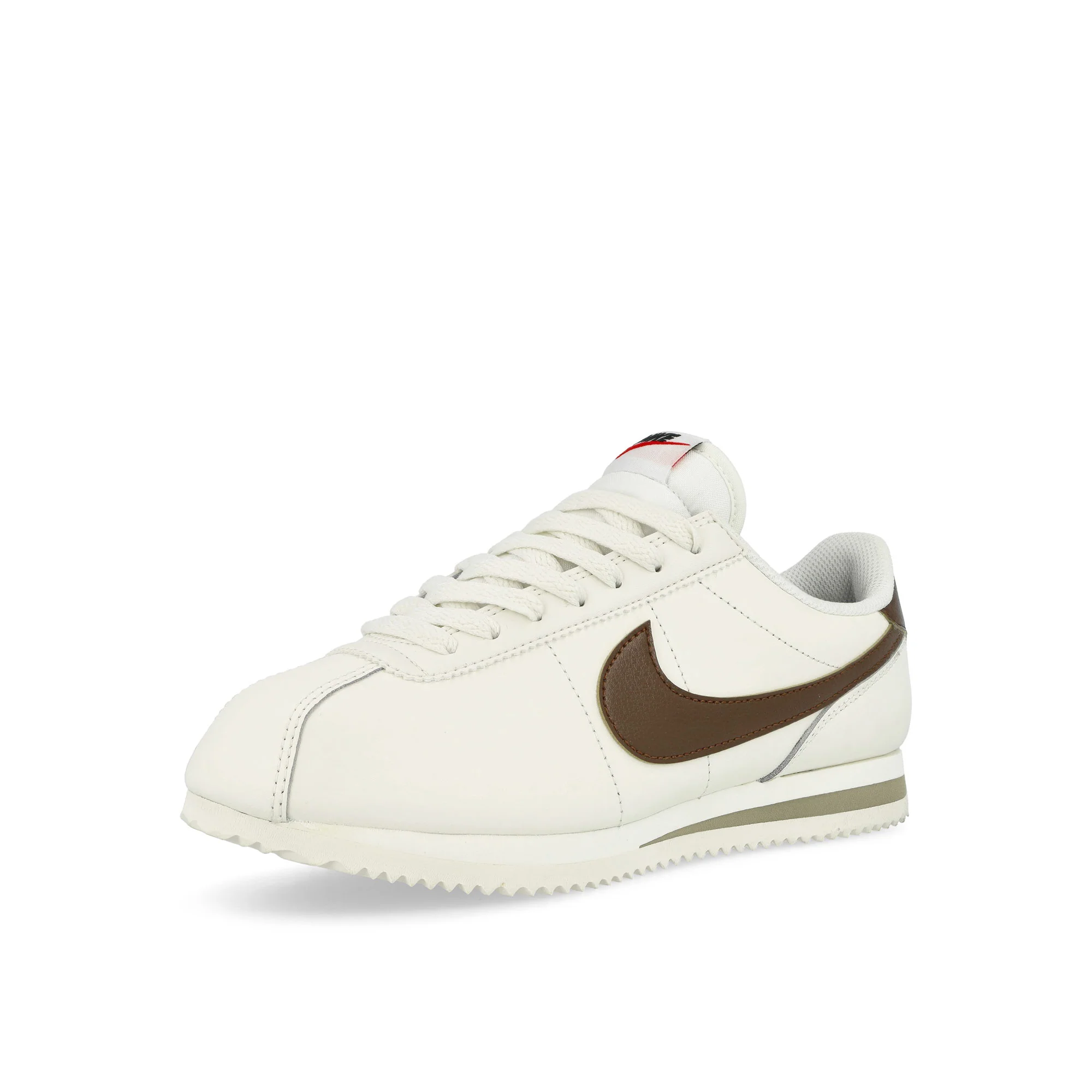 W Cortez - Image 4