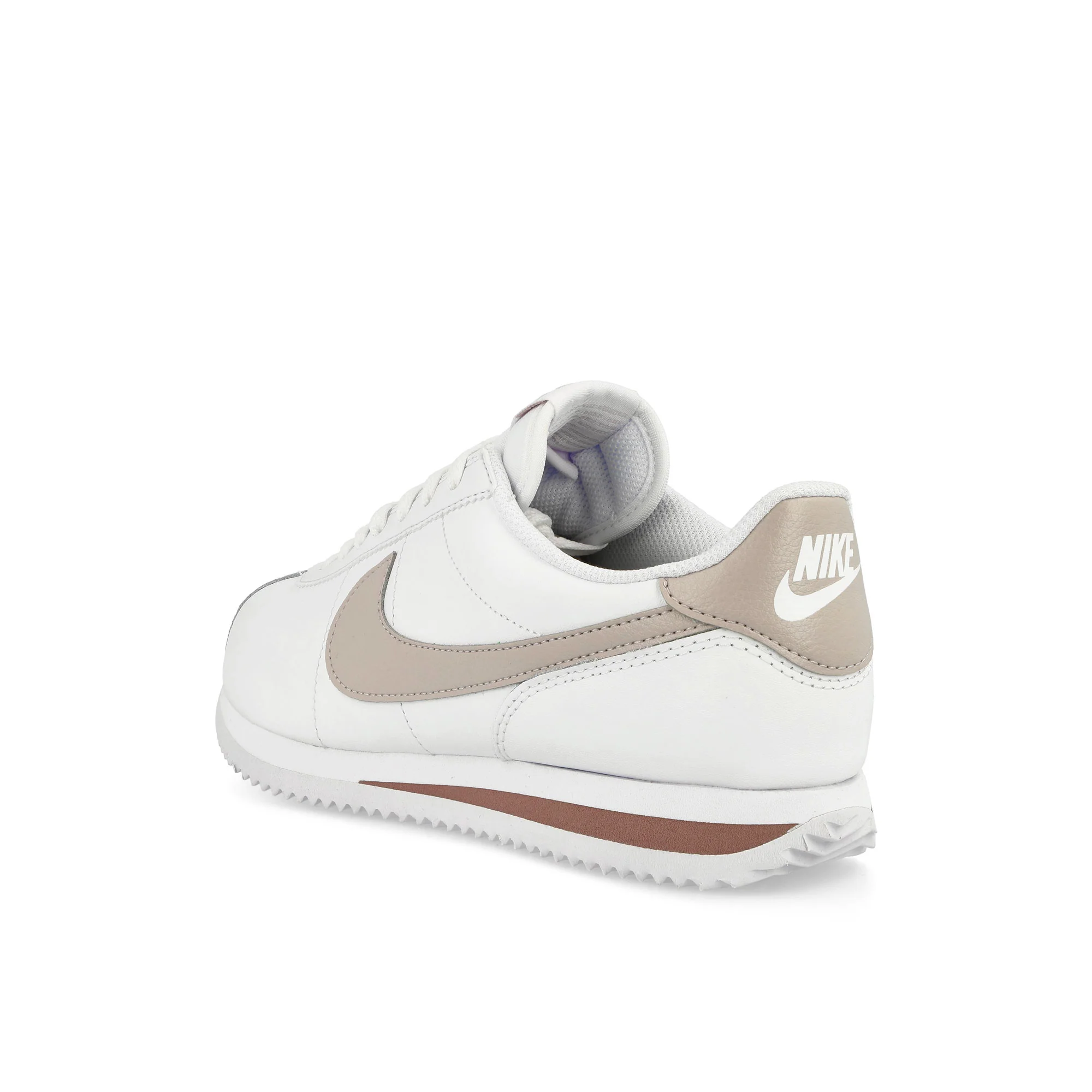 W Cortez - Image 3
