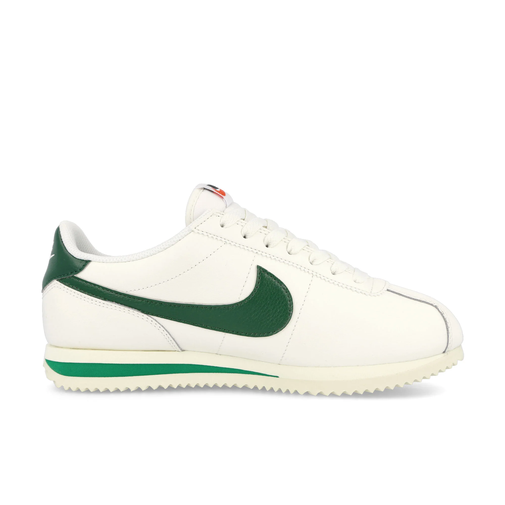 W Cortez - Image 2